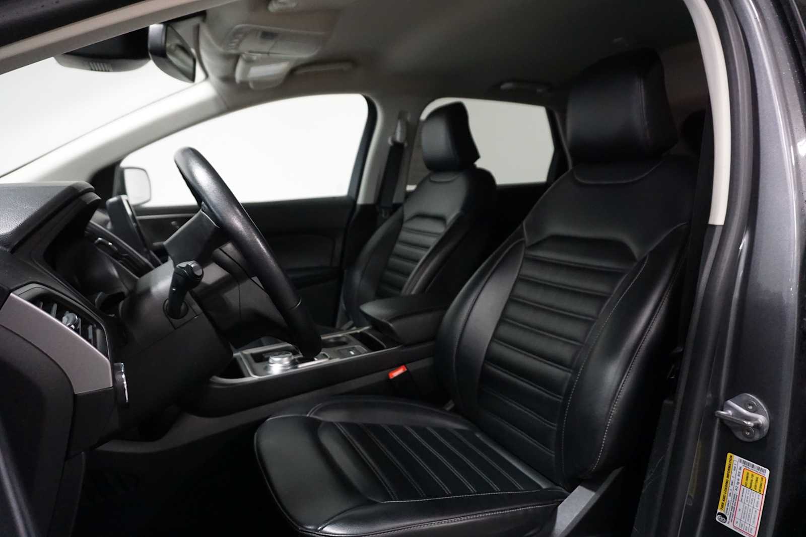 Thumbnail: 2023 Ford Edge - 14