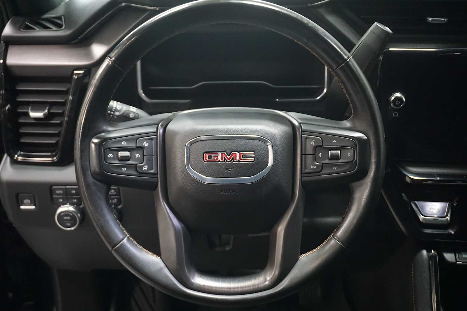 Thumbnail: 2024 GMC Sierra 2500 - 16