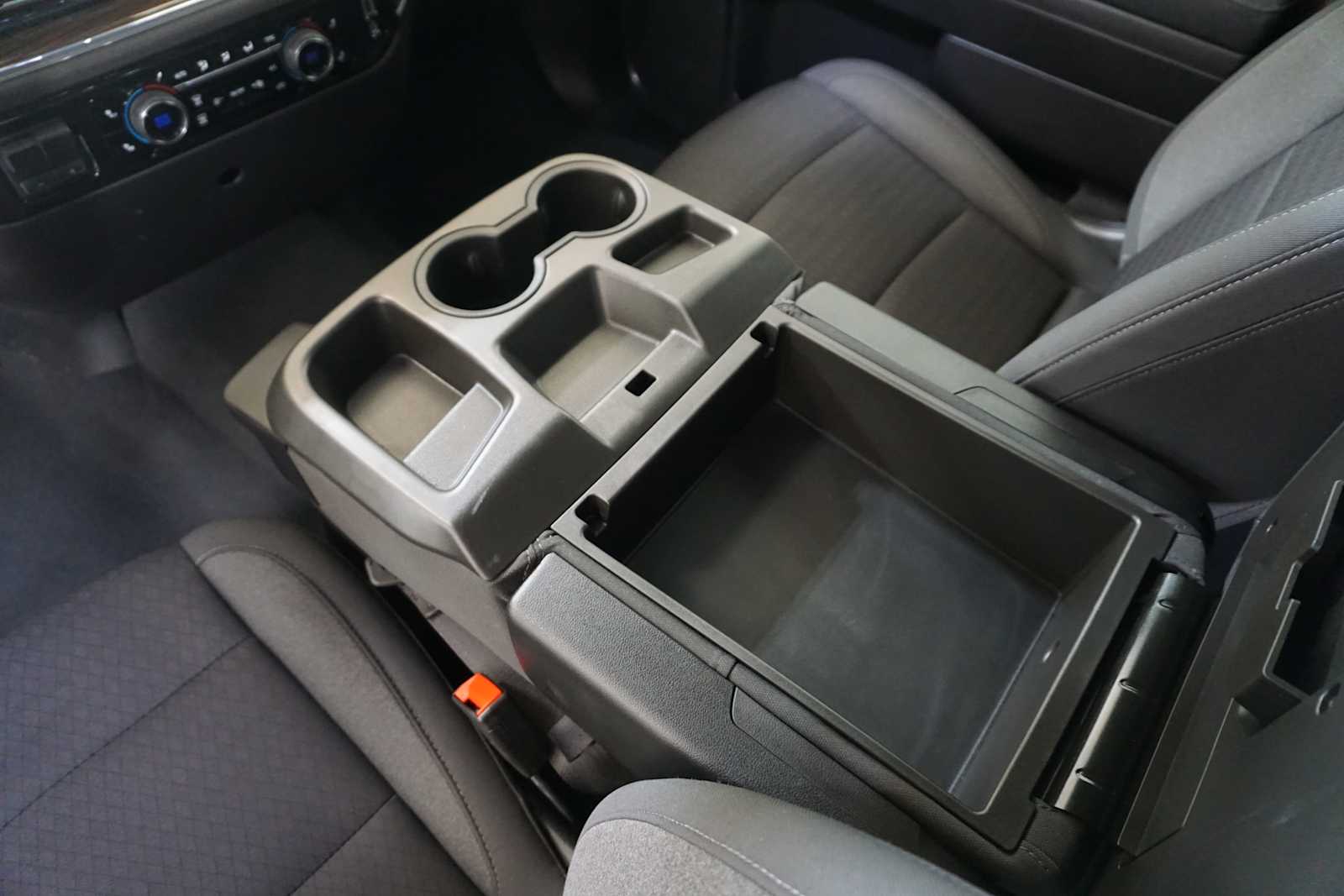 Thumbnail: 2023 Chevrolet Silverado 1500 - 21