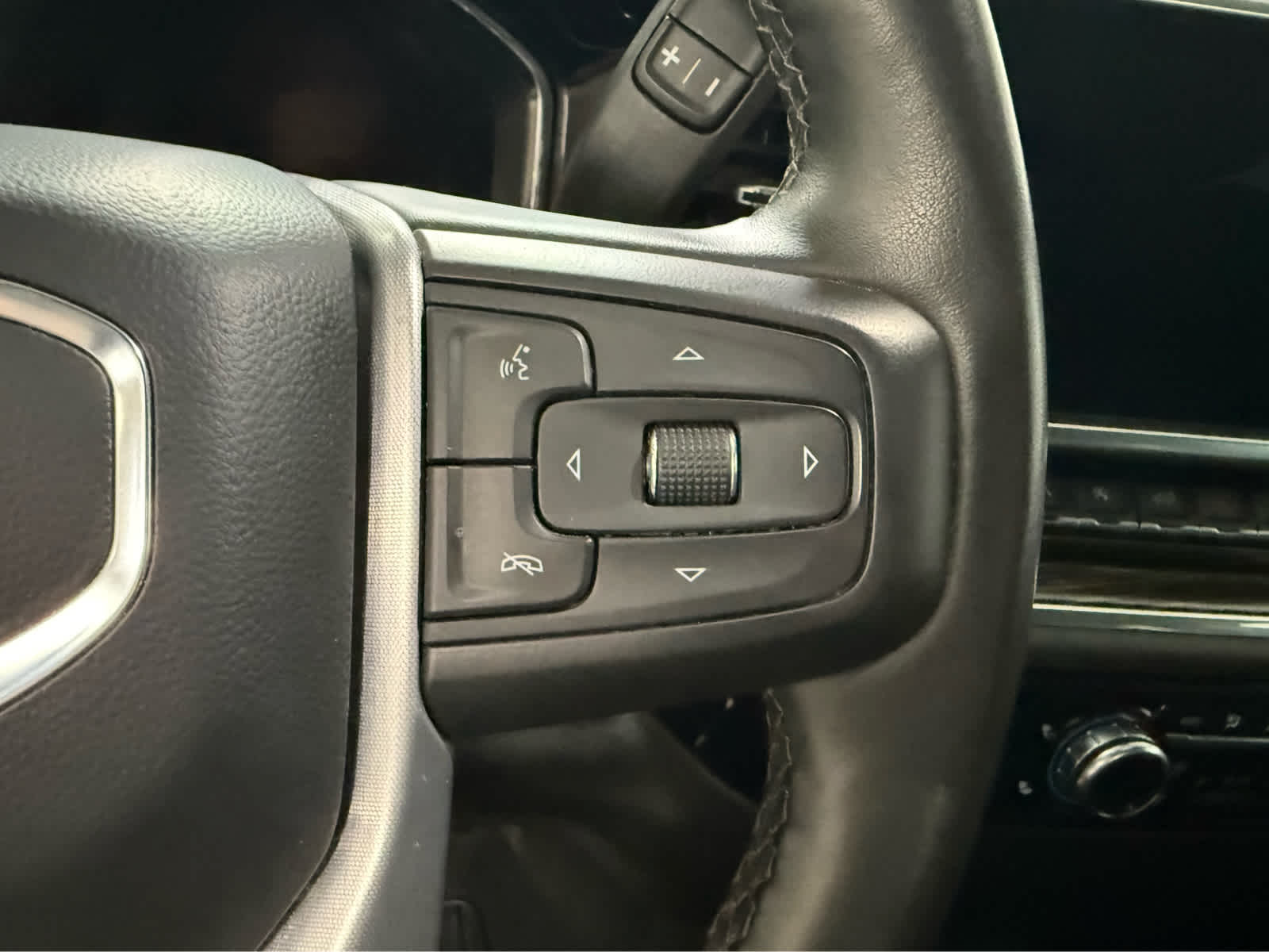 Thumbnail: 2023 GMC Sierra 1500 - 19