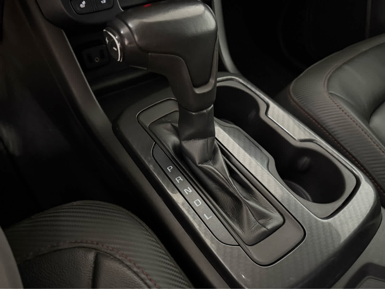 Thumbnail: 2019 GMC Canyon - 25