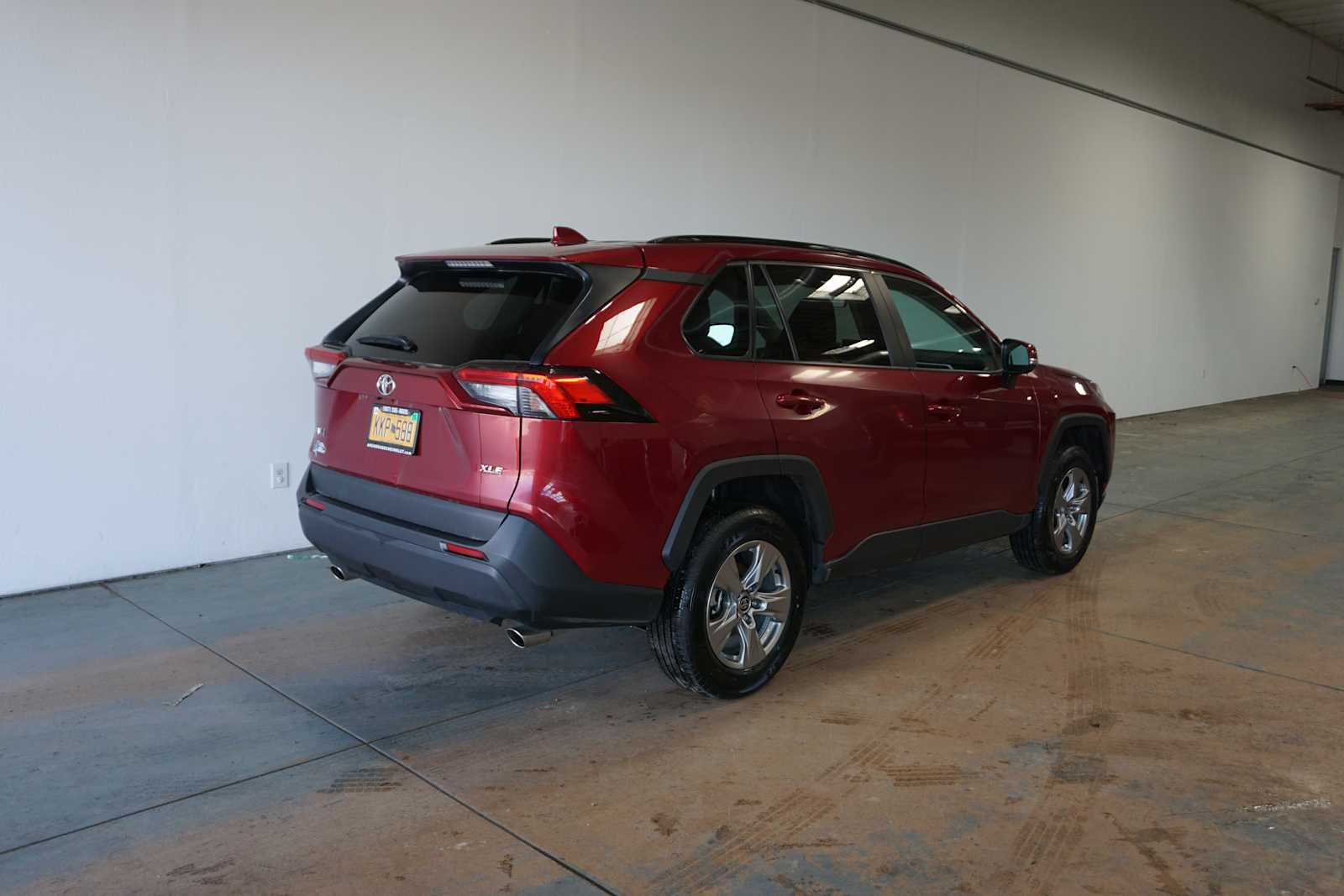 Thumbnail: 2023 Toyota RAV4 - 6