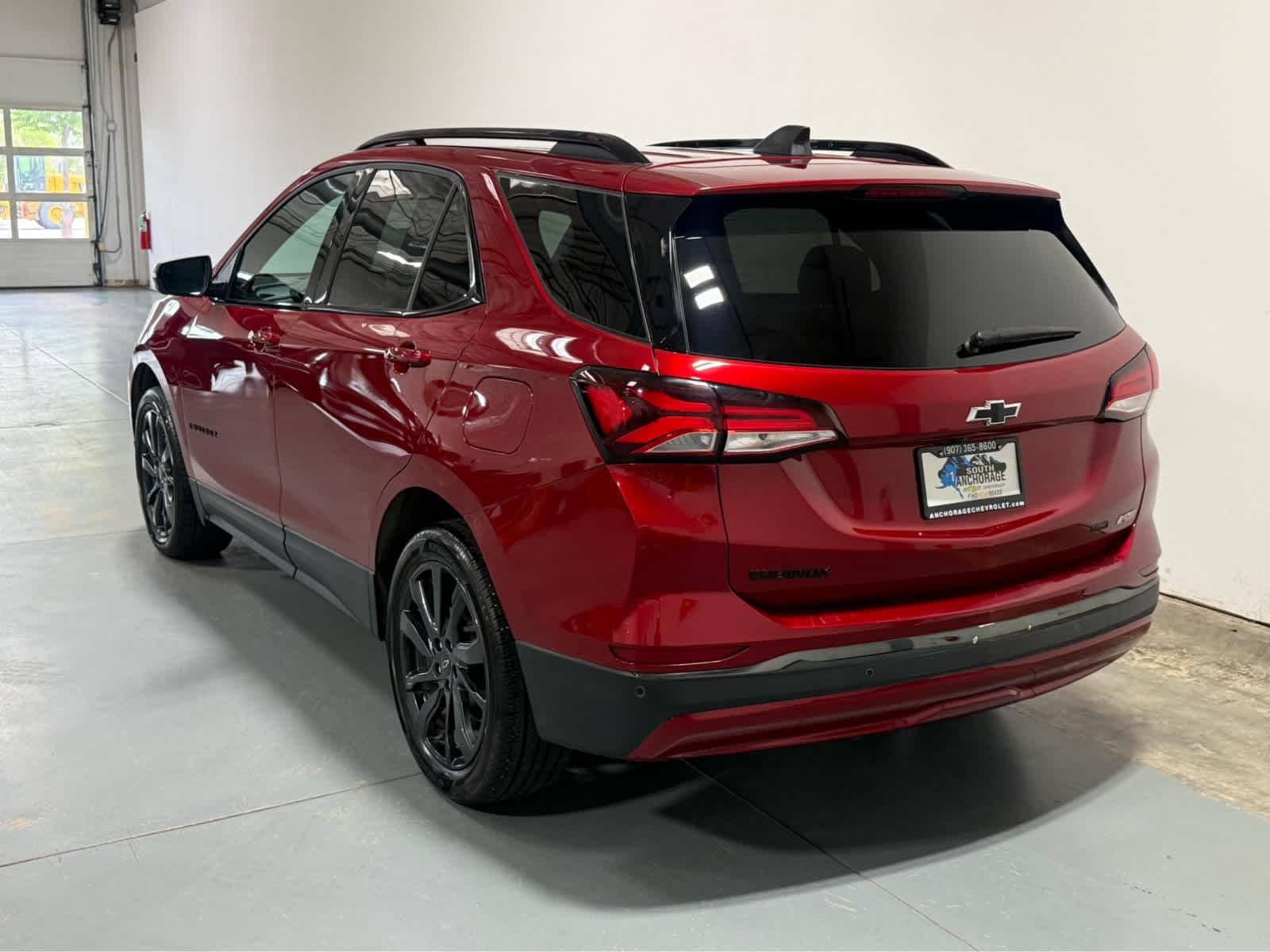 Thumbnail: 2022 Chevrolet Equinox - 3