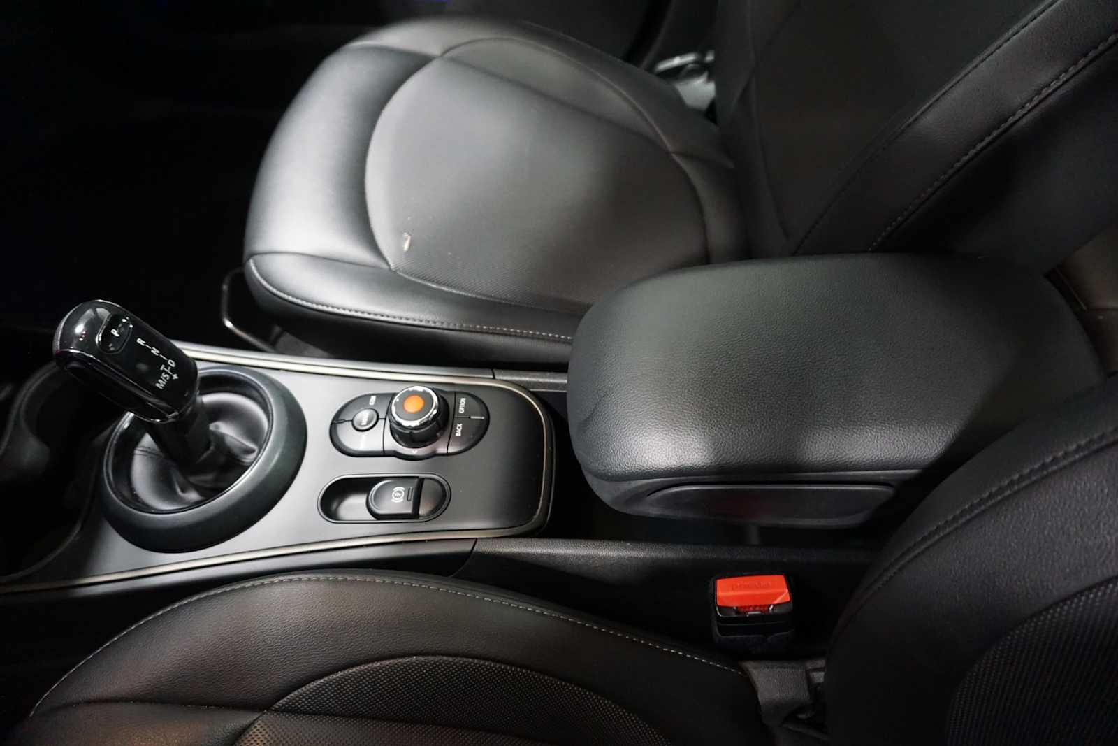 Thumbnail: 2022 MINI Cooper Countryman - 20