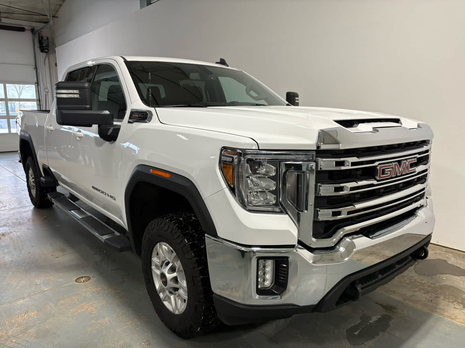 Thumbnail: 2022 GMC Sierra 2500 - 6