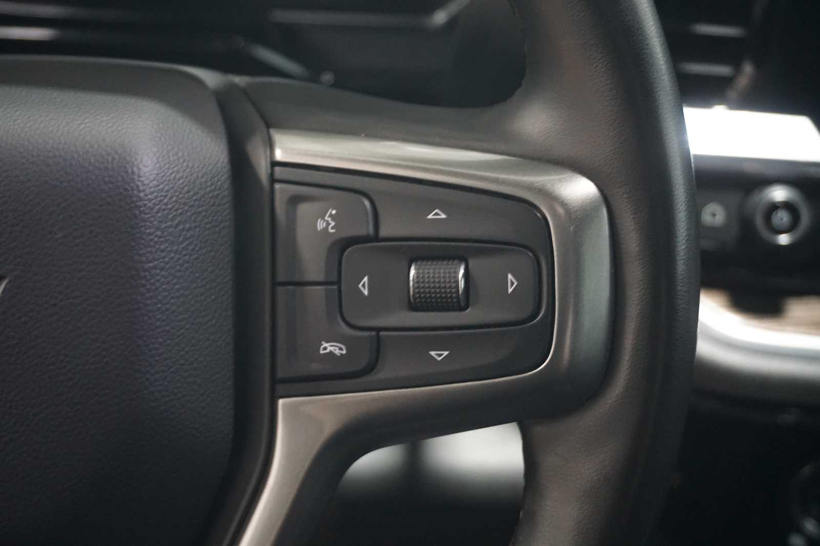 Thumbnail: 2024 Chevrolet Silverado 1500 - 24