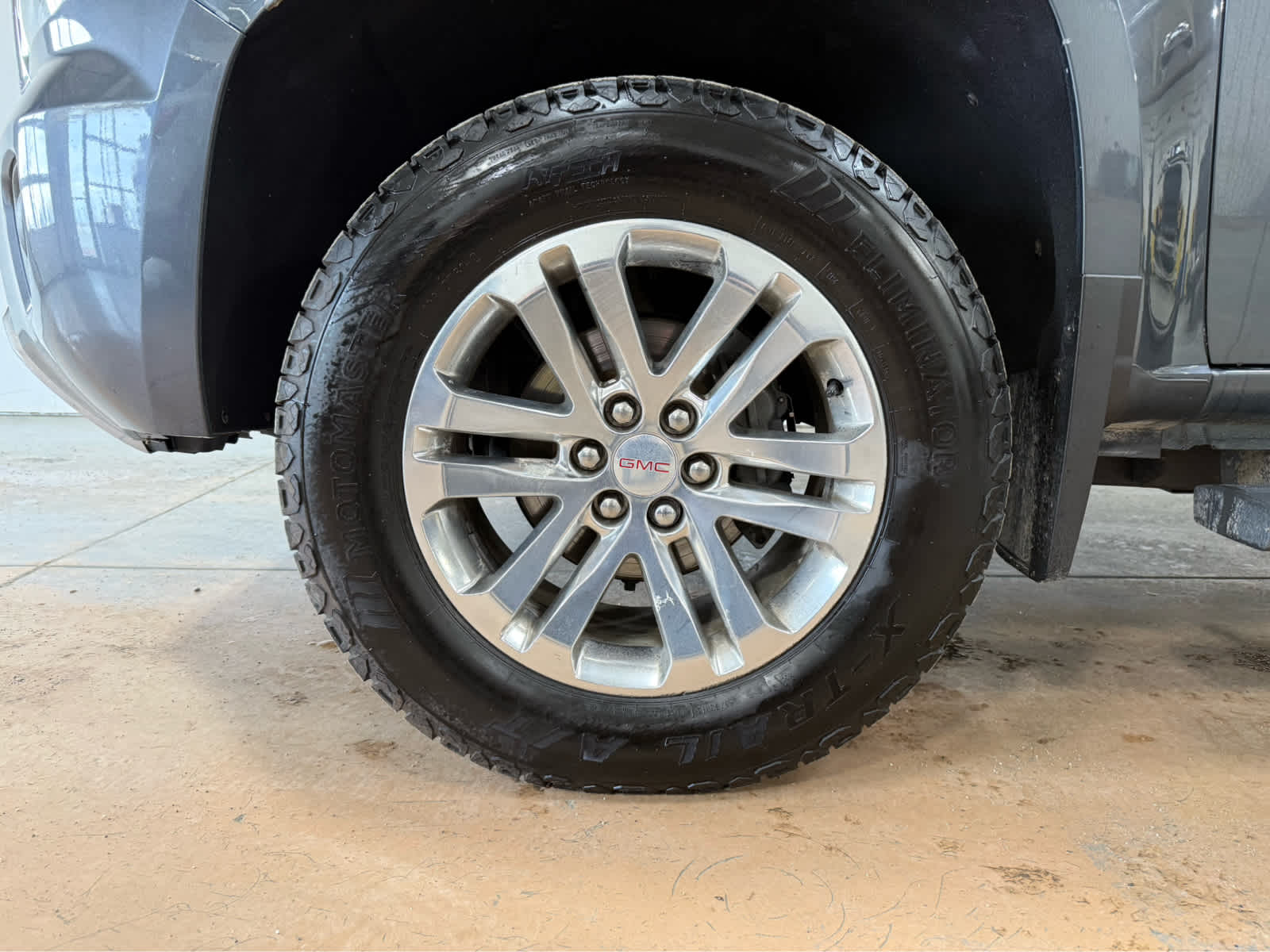 Thumbnail: 2015 GMC Canyon - 8