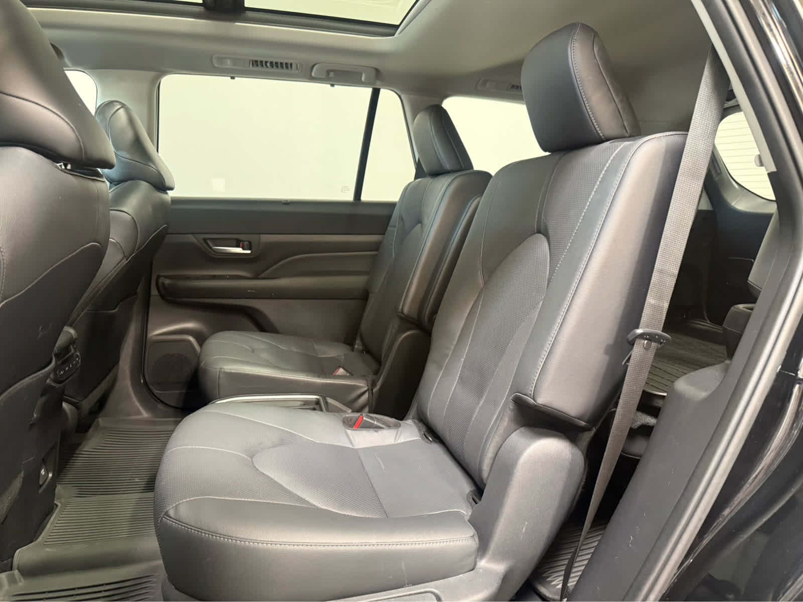 Thumbnail: 2024 Toyota Grand Highlander - 14