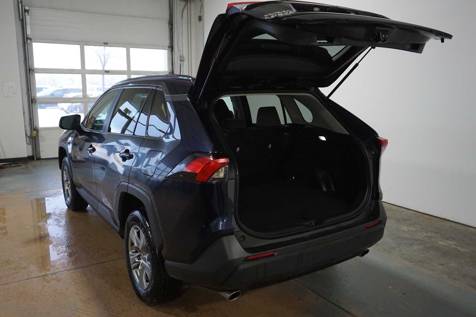 Thumbnail: 2023 Toyota RAV4 - 5