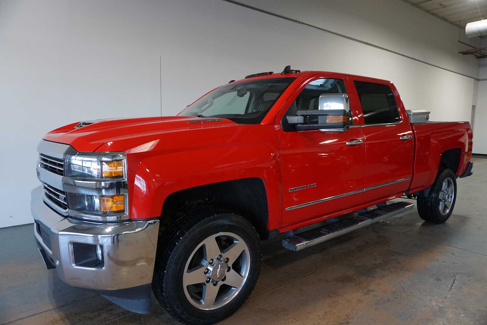 Thumbnail: 2019 Chevrolet Silverado 2500 - 2