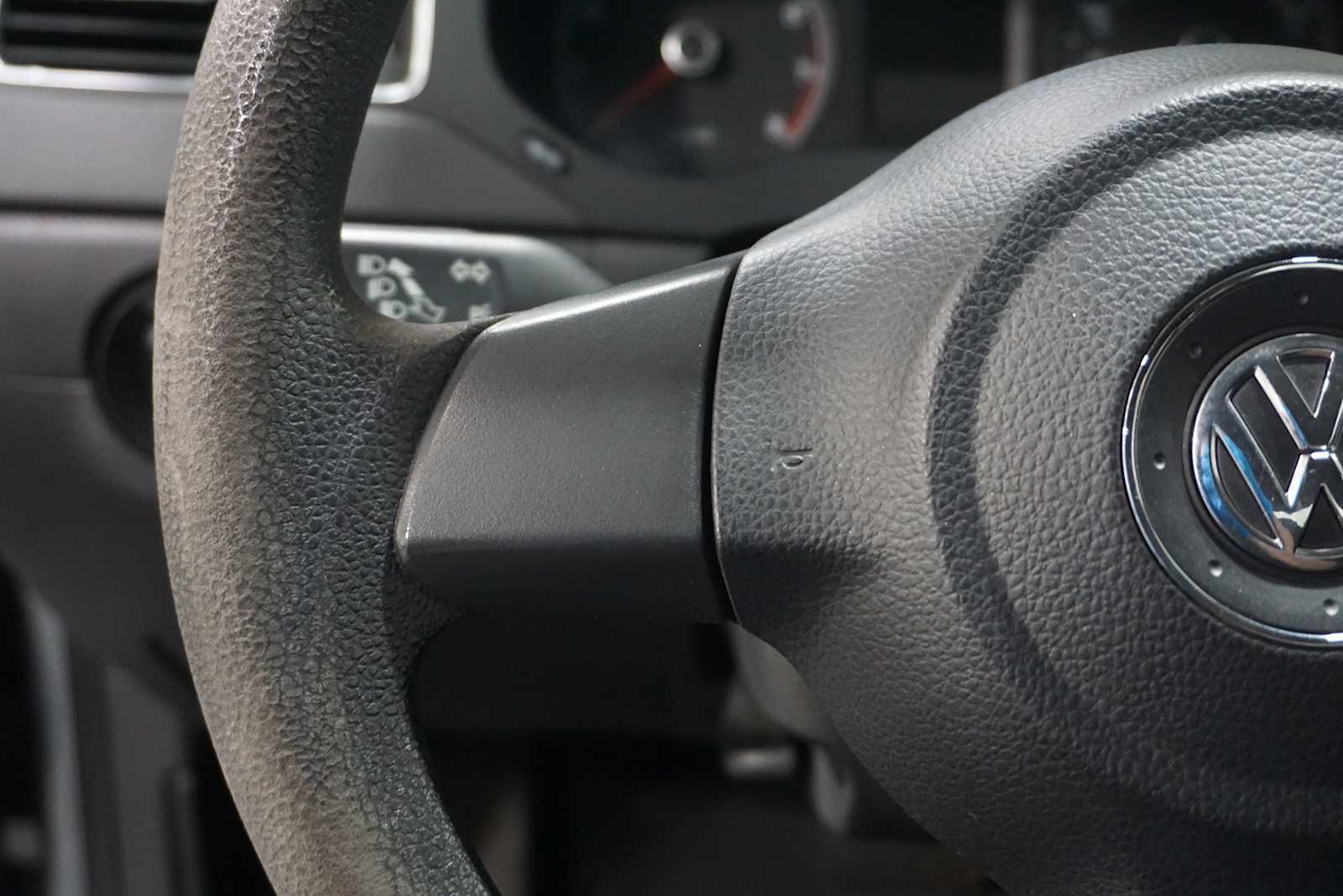 Thumbnail: 2013 Volkswagen Jetta - 23