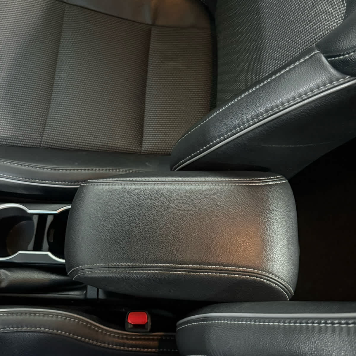 Thumbnail: 2015 Toyota Corolla - 22