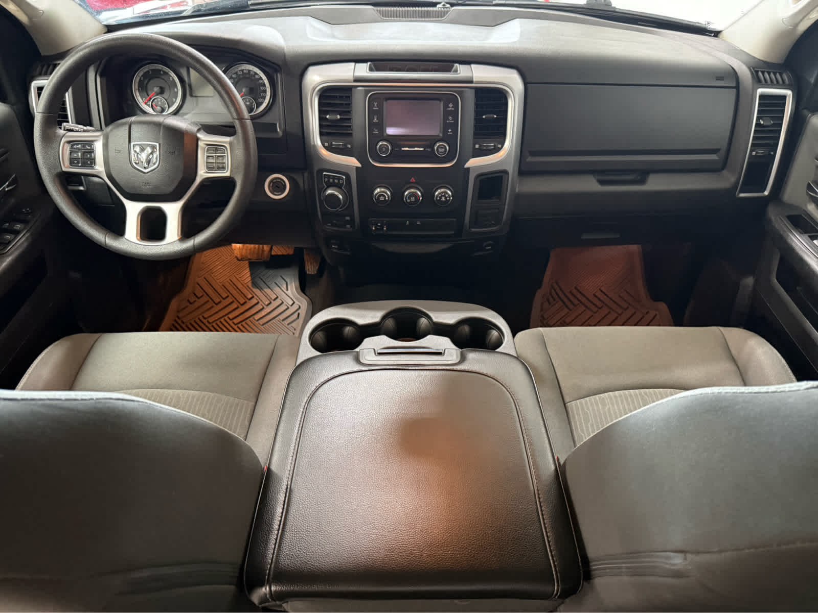 Thumbnail: 2022 RAM 1500 Classic - 17