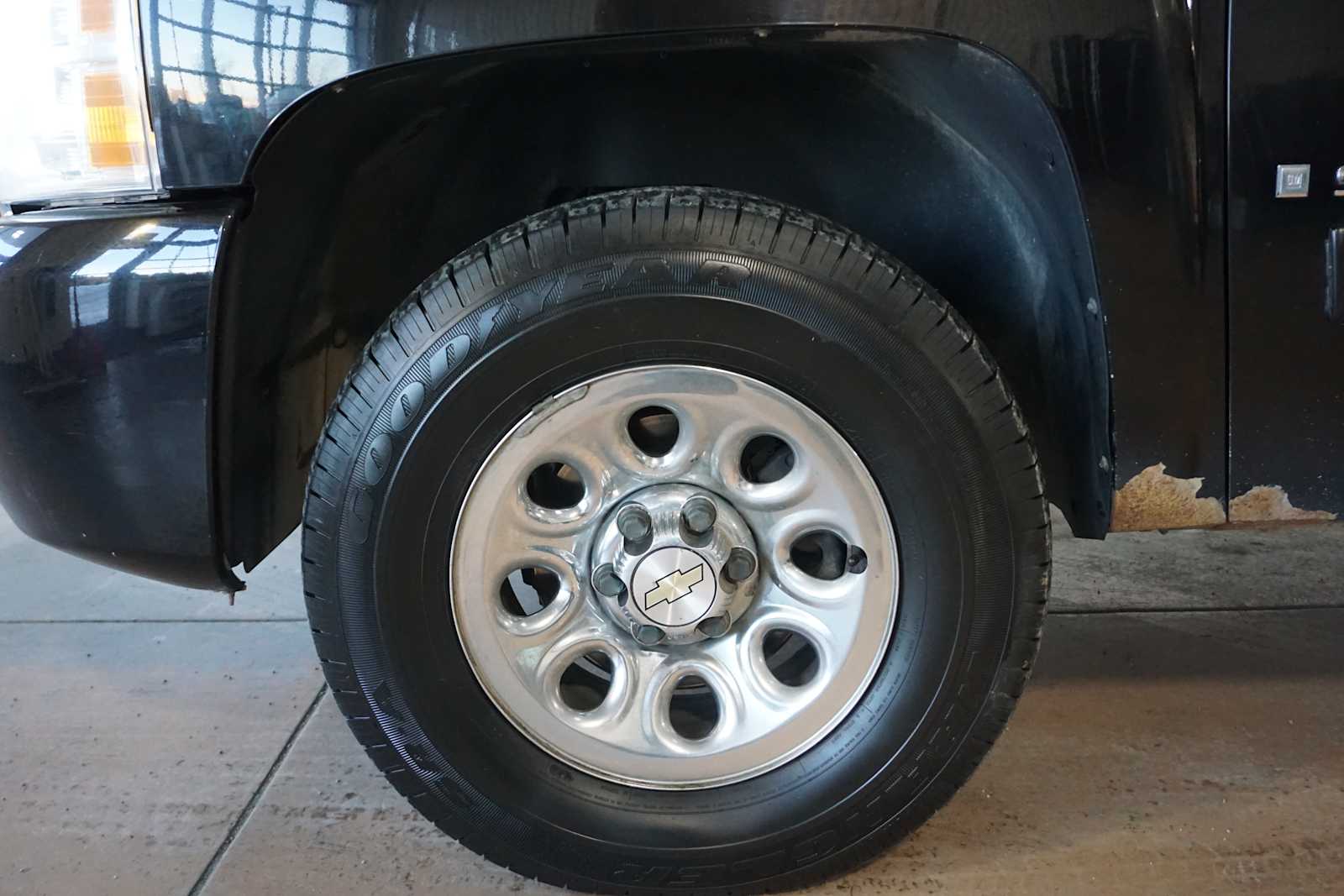 Thumbnail: 2009 Chevrolet Silverado 1500 - 9