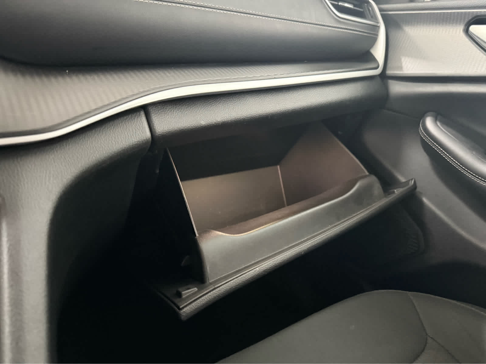 Thumbnail: 2024 Jeep Grand Cherokee - 22