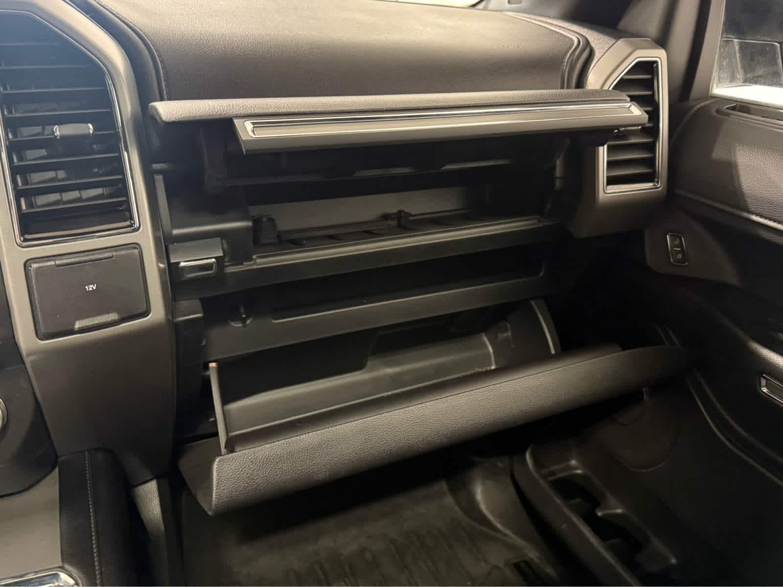 Thumbnail: 2018 Ford Expedition MAX - 20