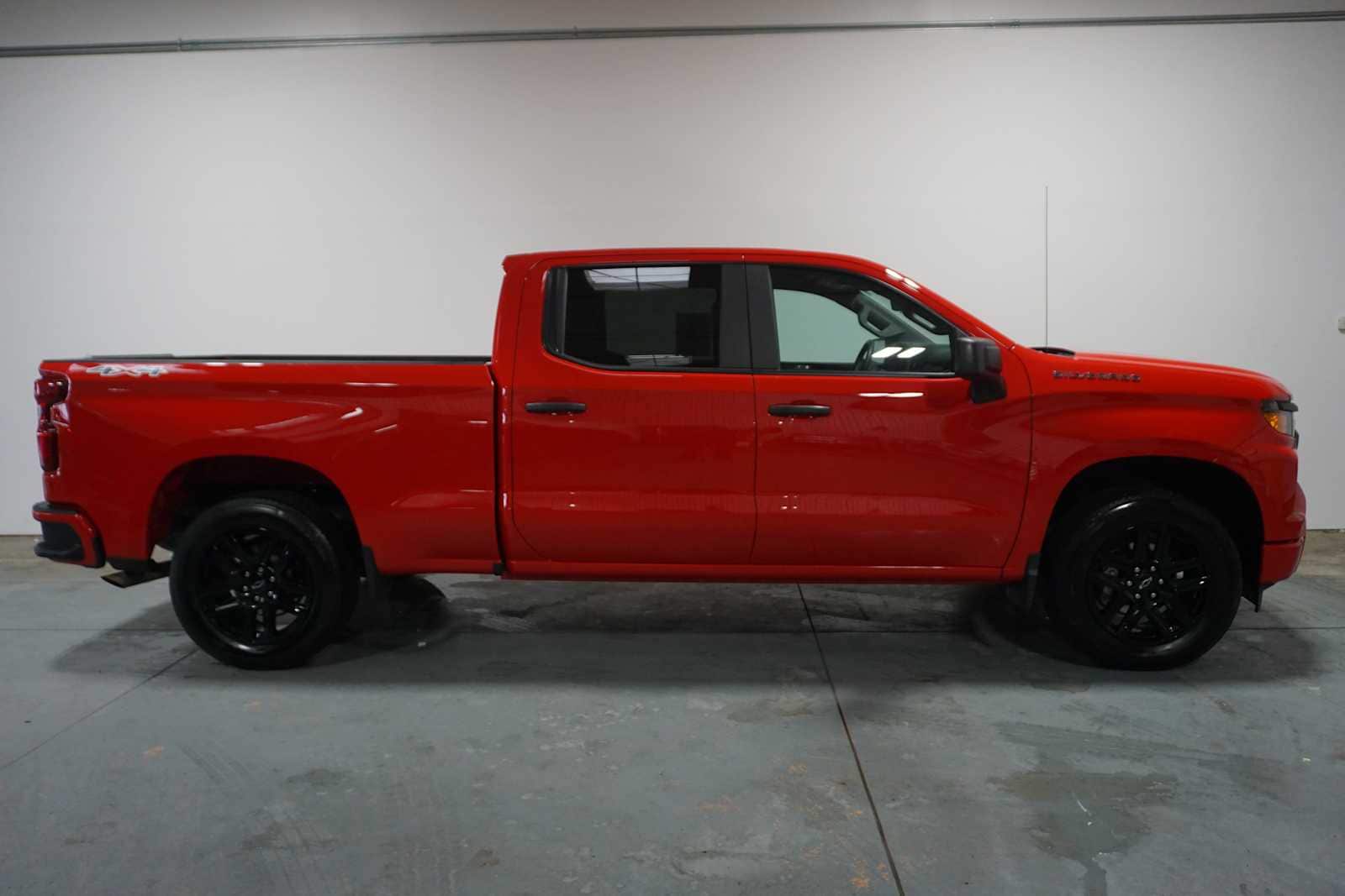 Thumbnail: 2024 Chevrolet Silverado 1500 - 7