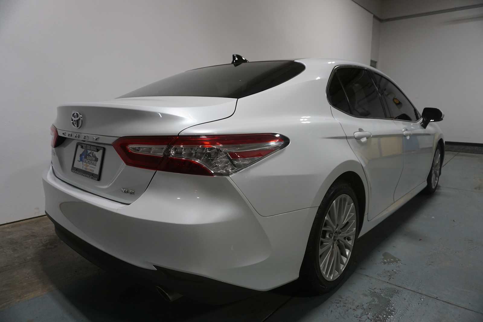 Thumbnail: 2019 Toyota Camry - 7