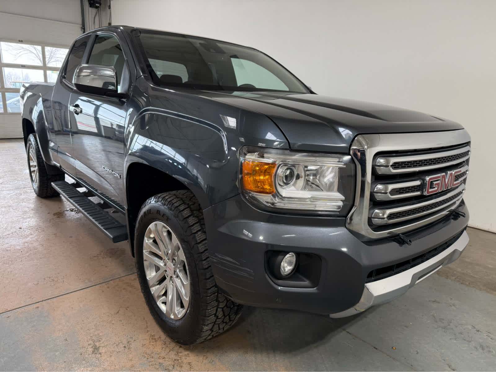 Thumbnail: 2015 GMC Canyon - 5