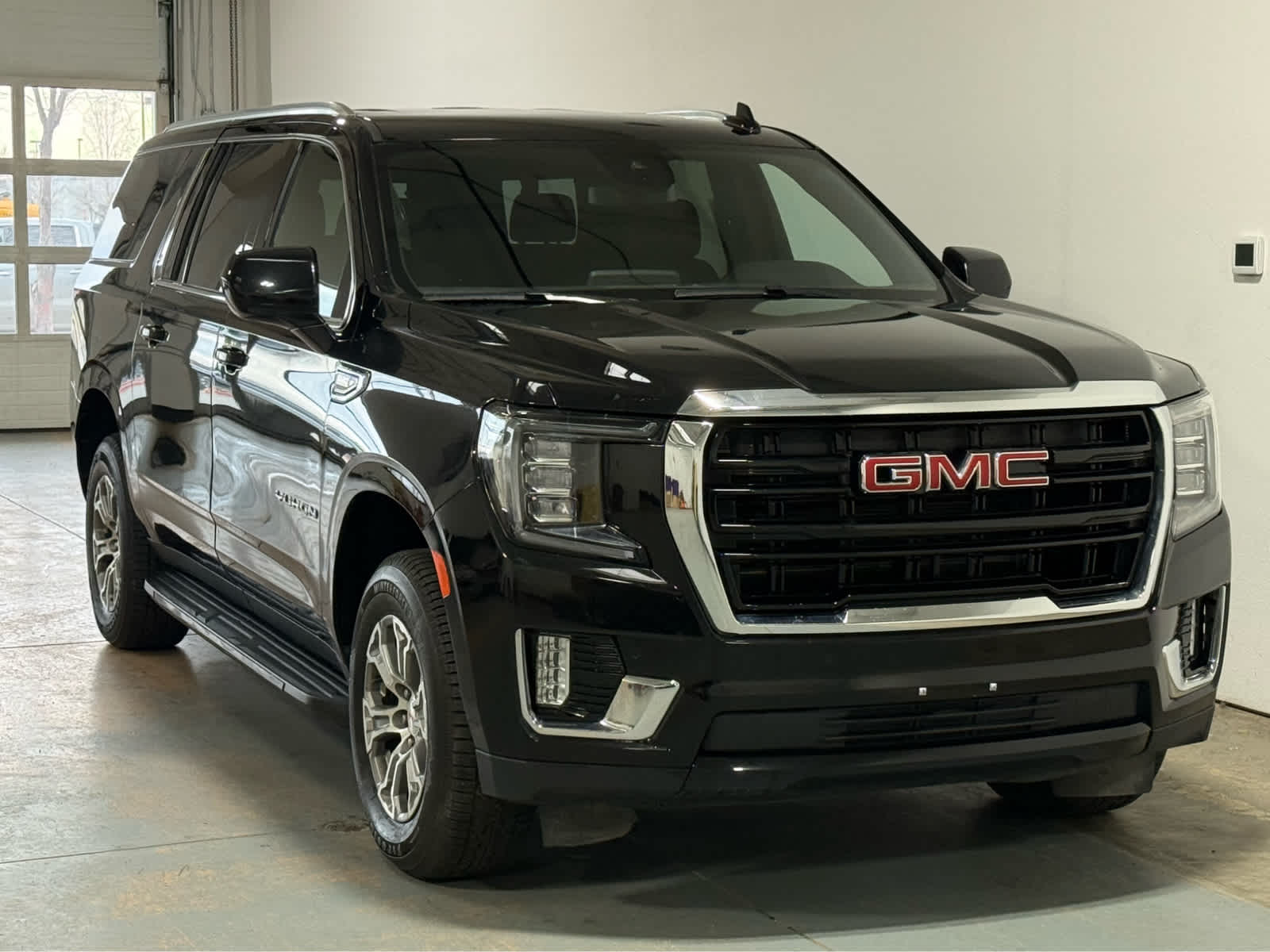 Thumbnail: 2024 GMC Yukon XL - 5
