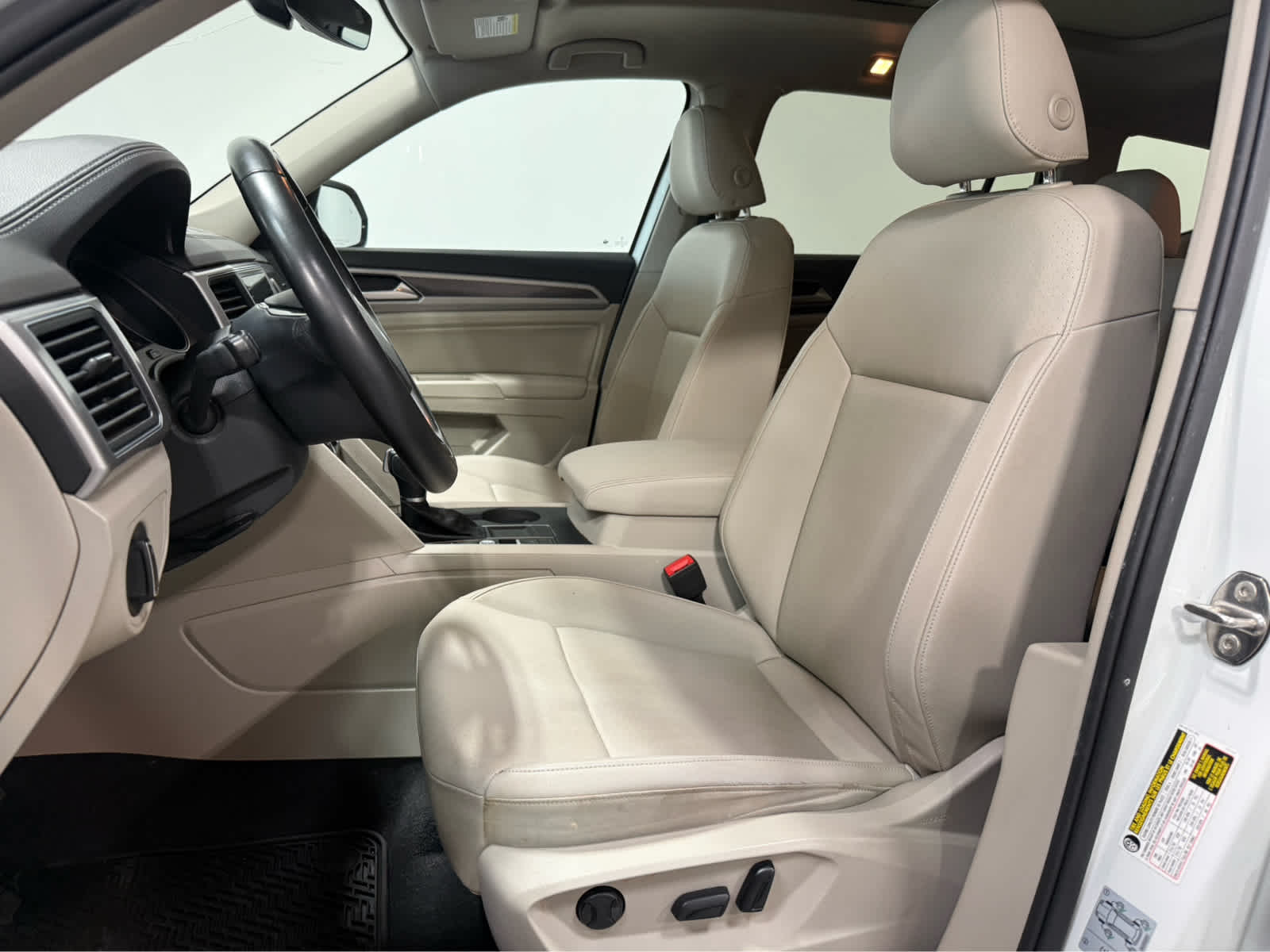 Thumbnail: 2019 Volkswagen Atlas - 13