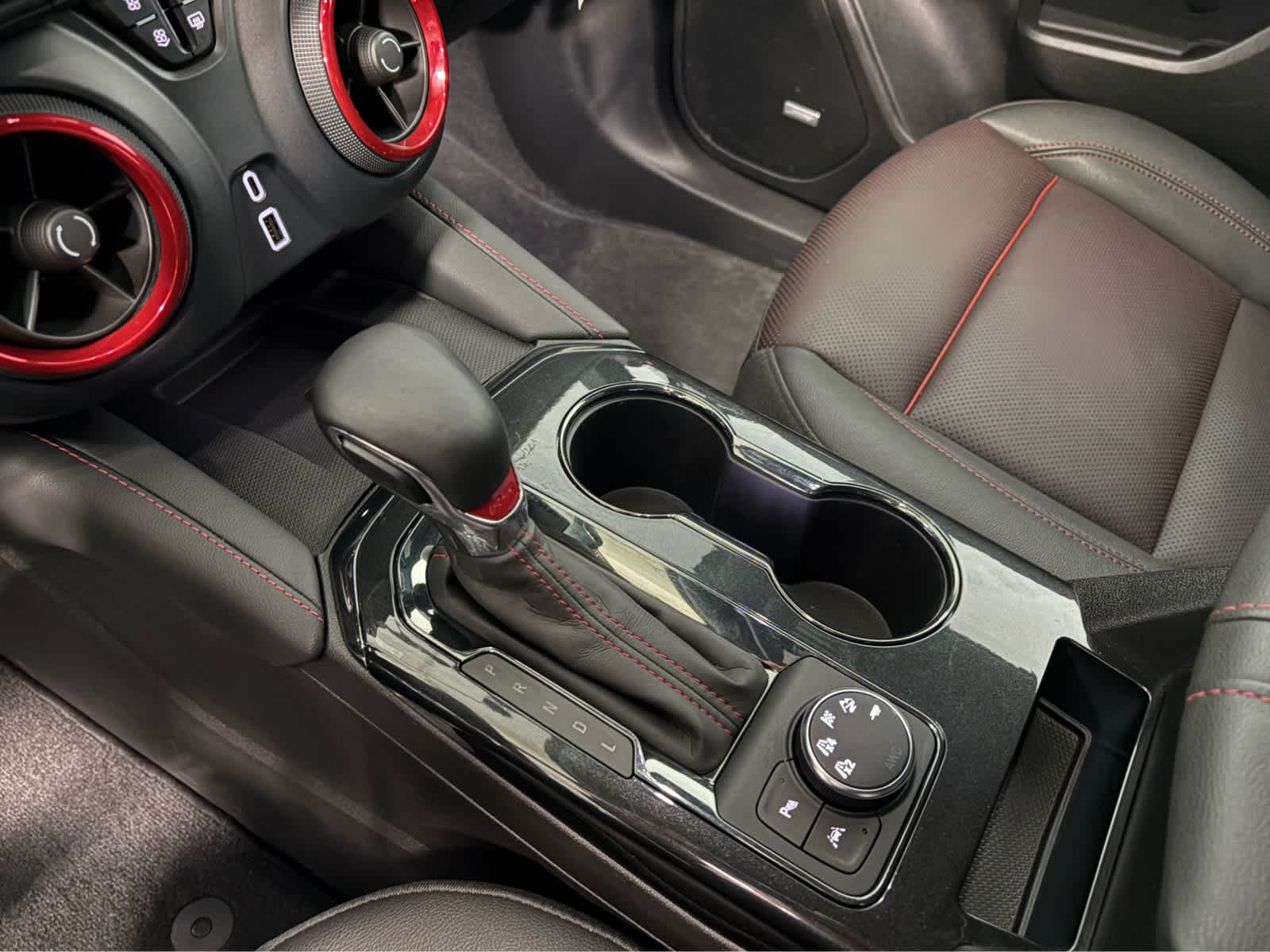 Thumbnail: 2025 Chevrolet Blazer - 25