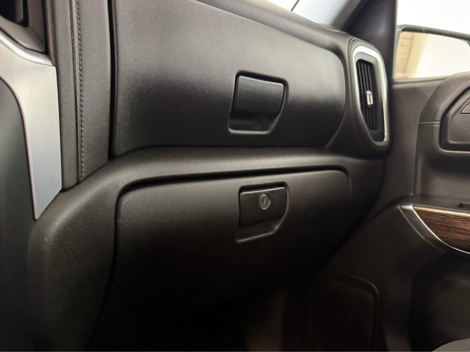 Thumbnail: 2022 GMC Sierra 1500 - 22