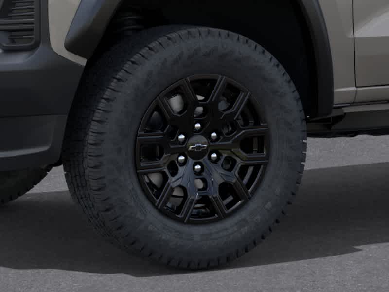 Thumbnail: 2026 Chevrolet Colorado - 9