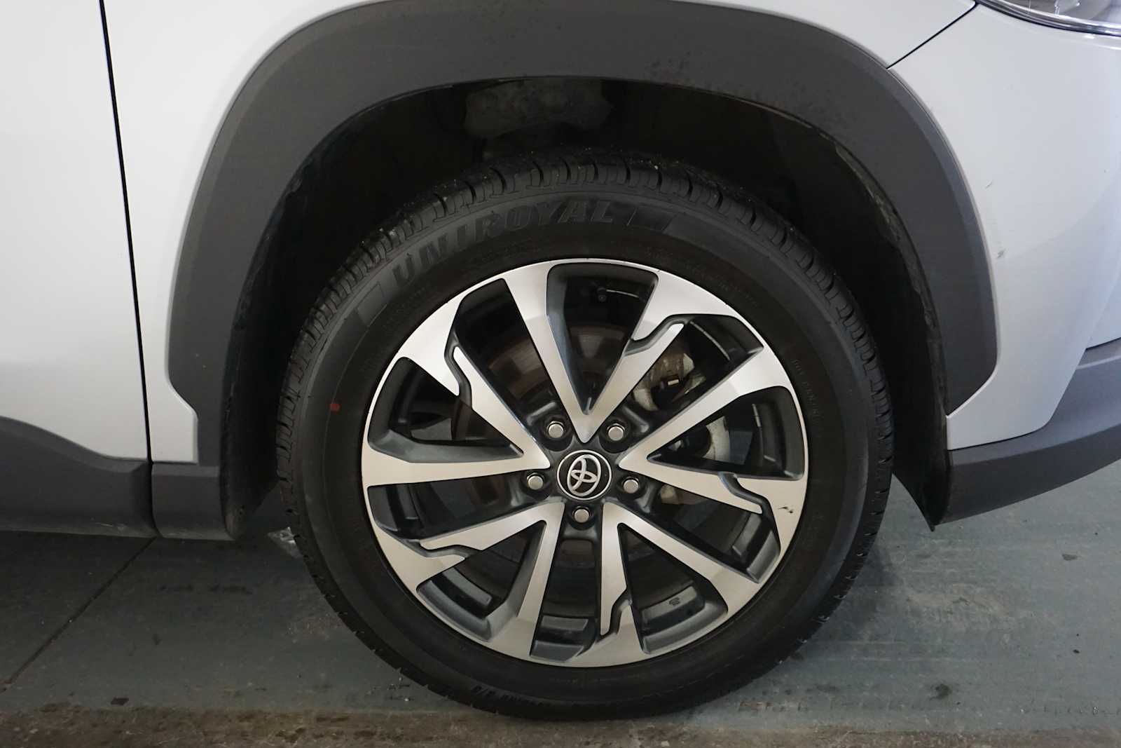 Thumbnail: 2023 Toyota Corolla Cross - 12