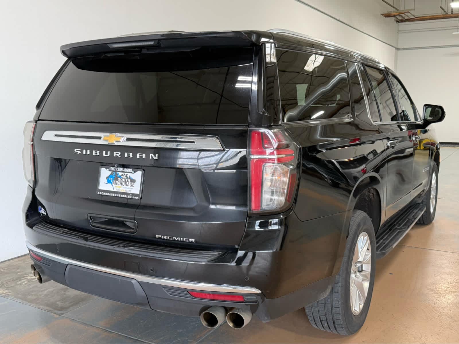 Thumbnail: 2024 Chevrolet Suburban - 7