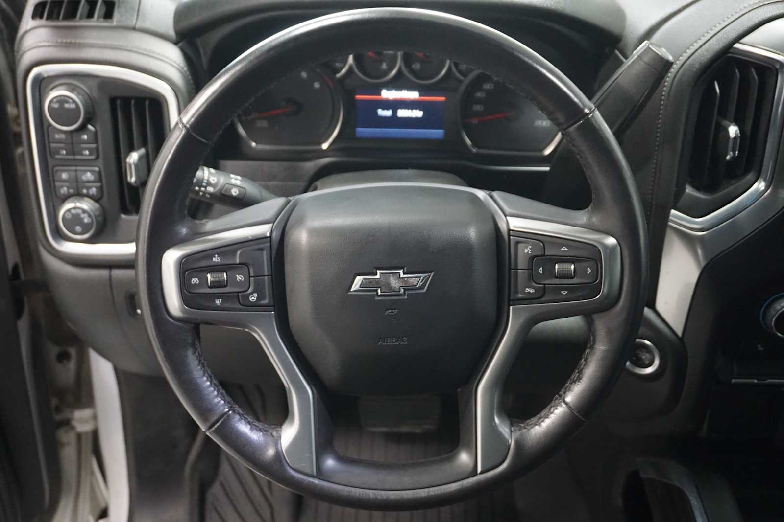 Thumbnail: 2022 Chevrolet Silverado 1500 - 17