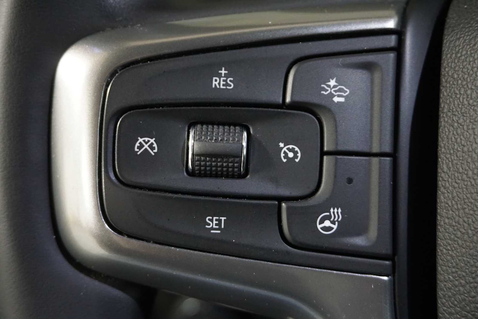 Thumbnail: 2024 Chevrolet Silverado 2500 - 24