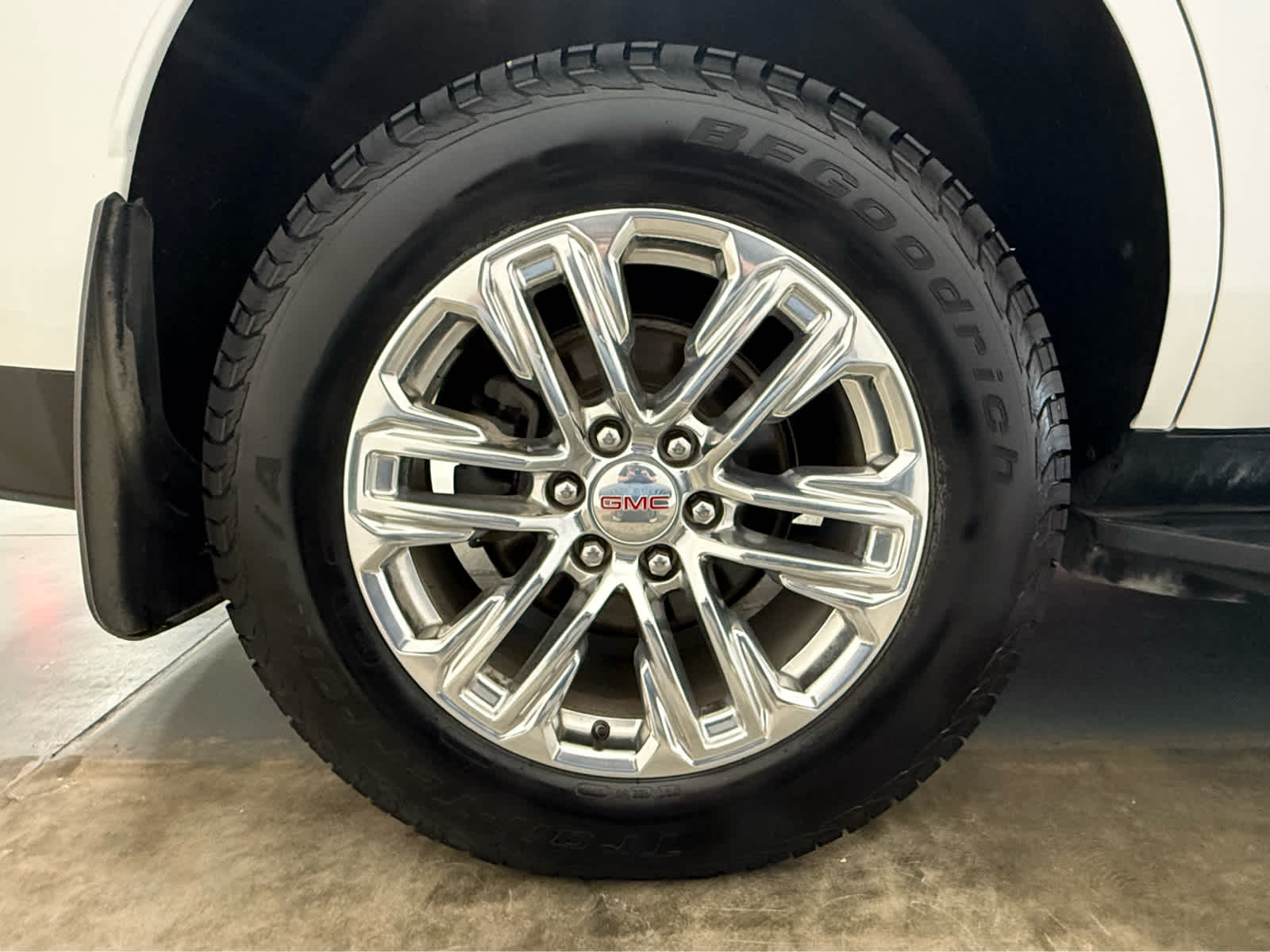 Thumbnail: 2021 GMC Yukon - 9