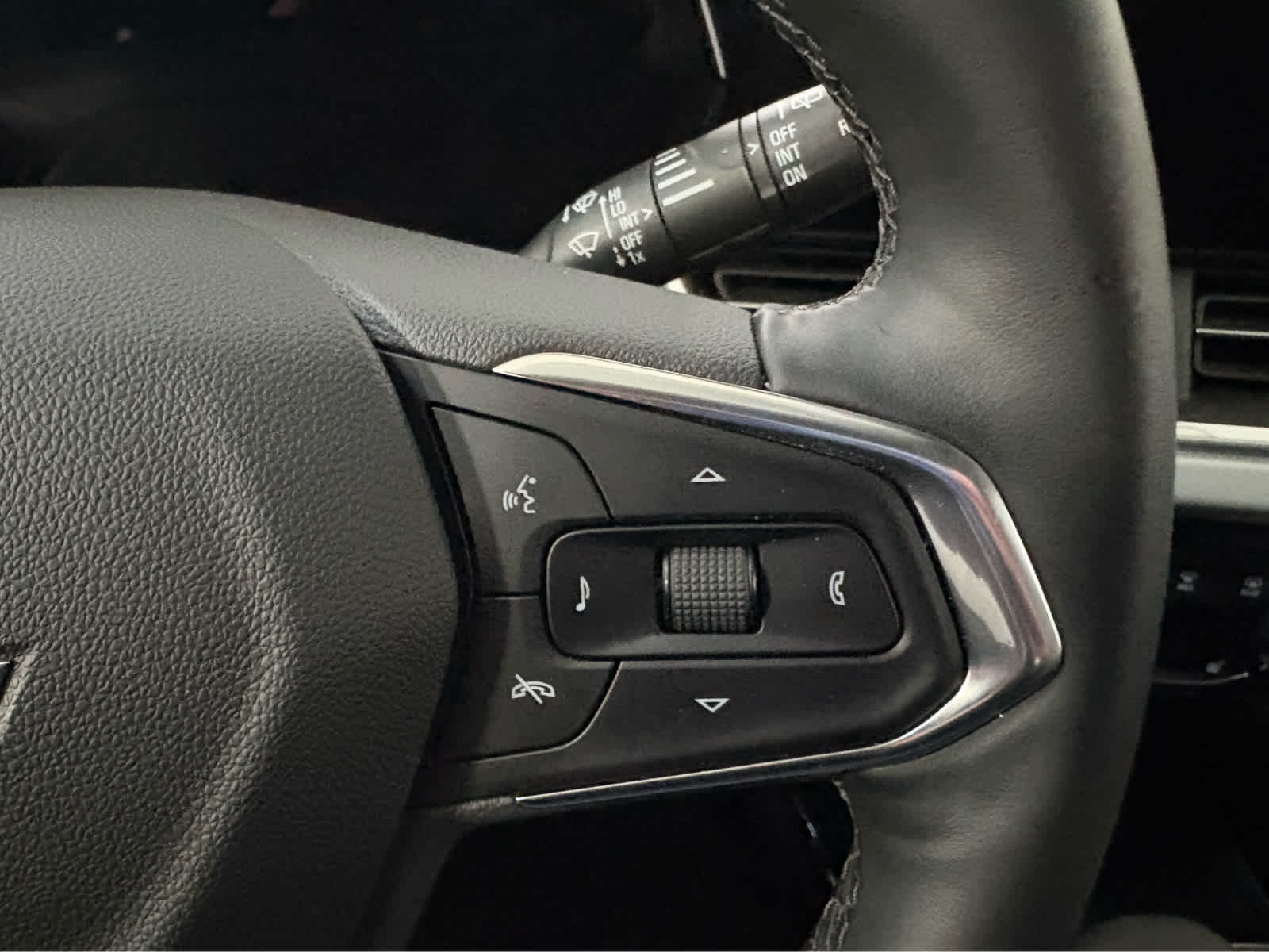 Thumbnail: 2025 Chevrolet Trax - 19