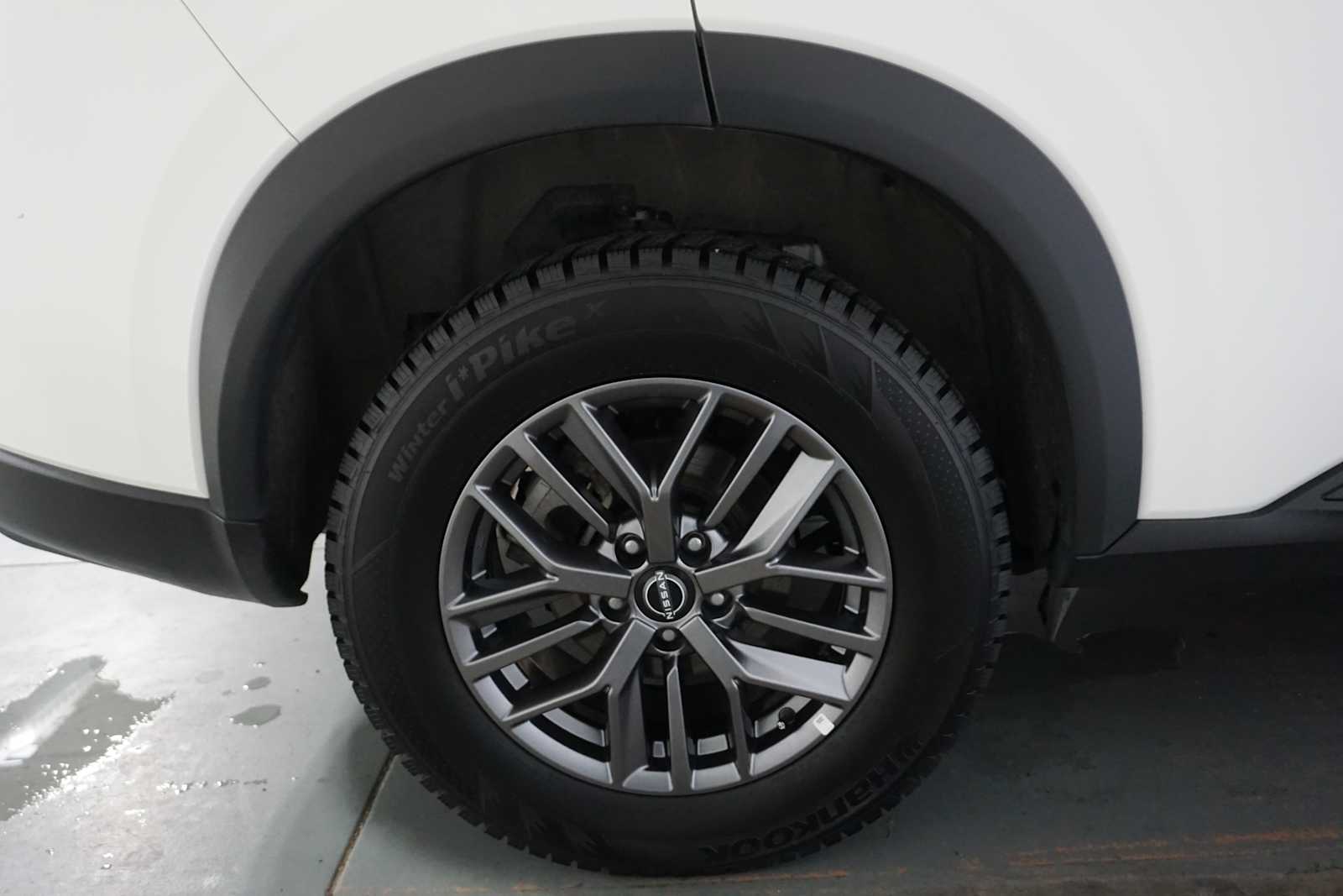 Thumbnail: 2024 Nissan Rogue - 12