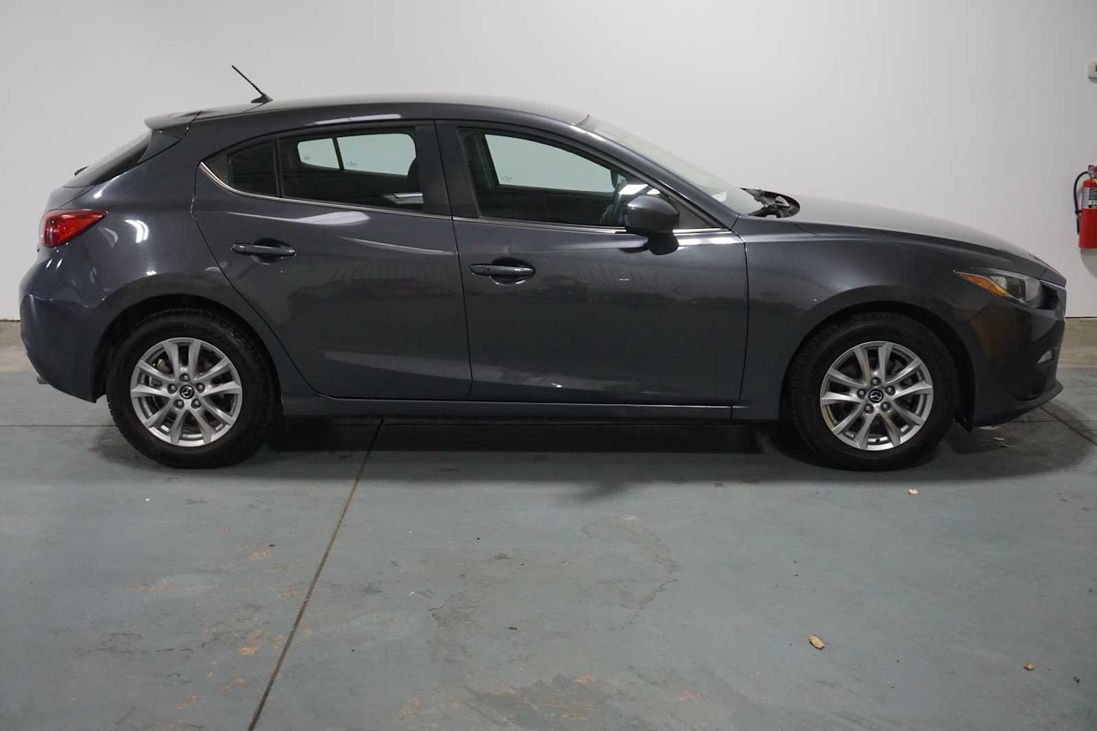 Thumbnail: 2015 Mazda Mazda3 - 6