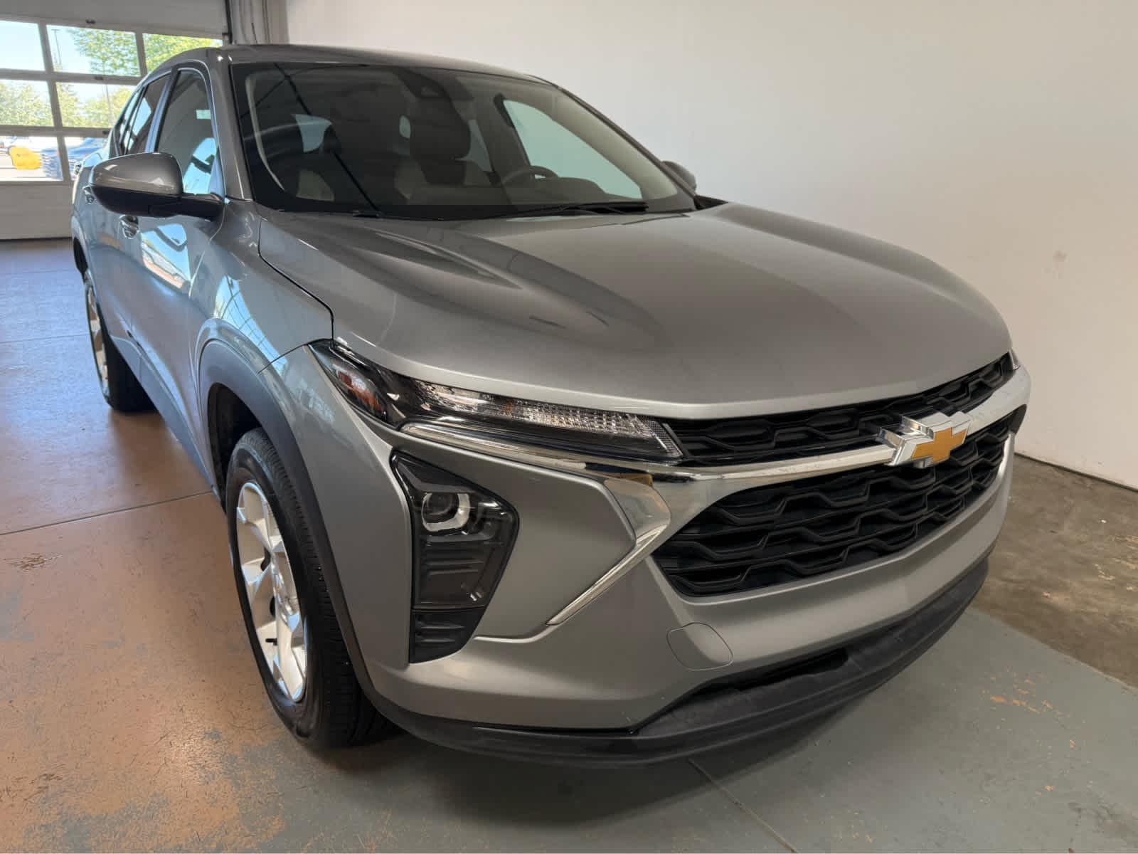 Thumbnail: 2024 Chevrolet Trax - 5