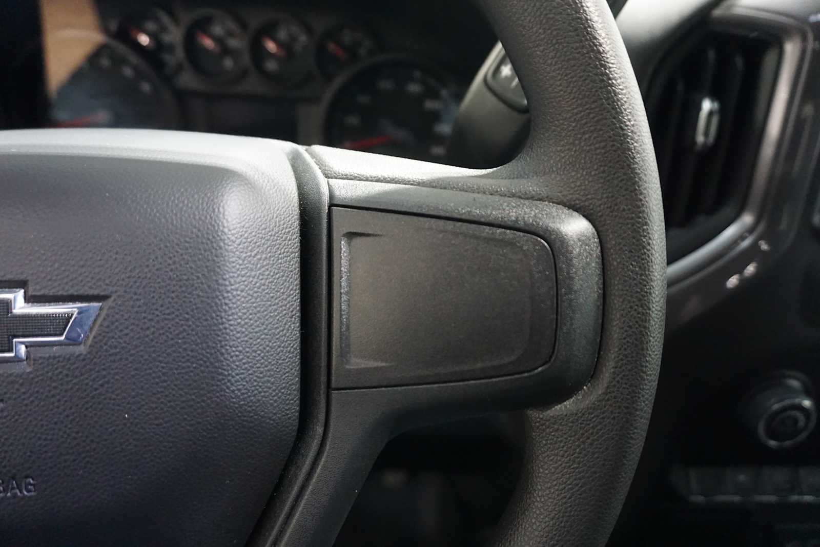 Thumbnail: 2024 Chevrolet Silverado 1500 - 25