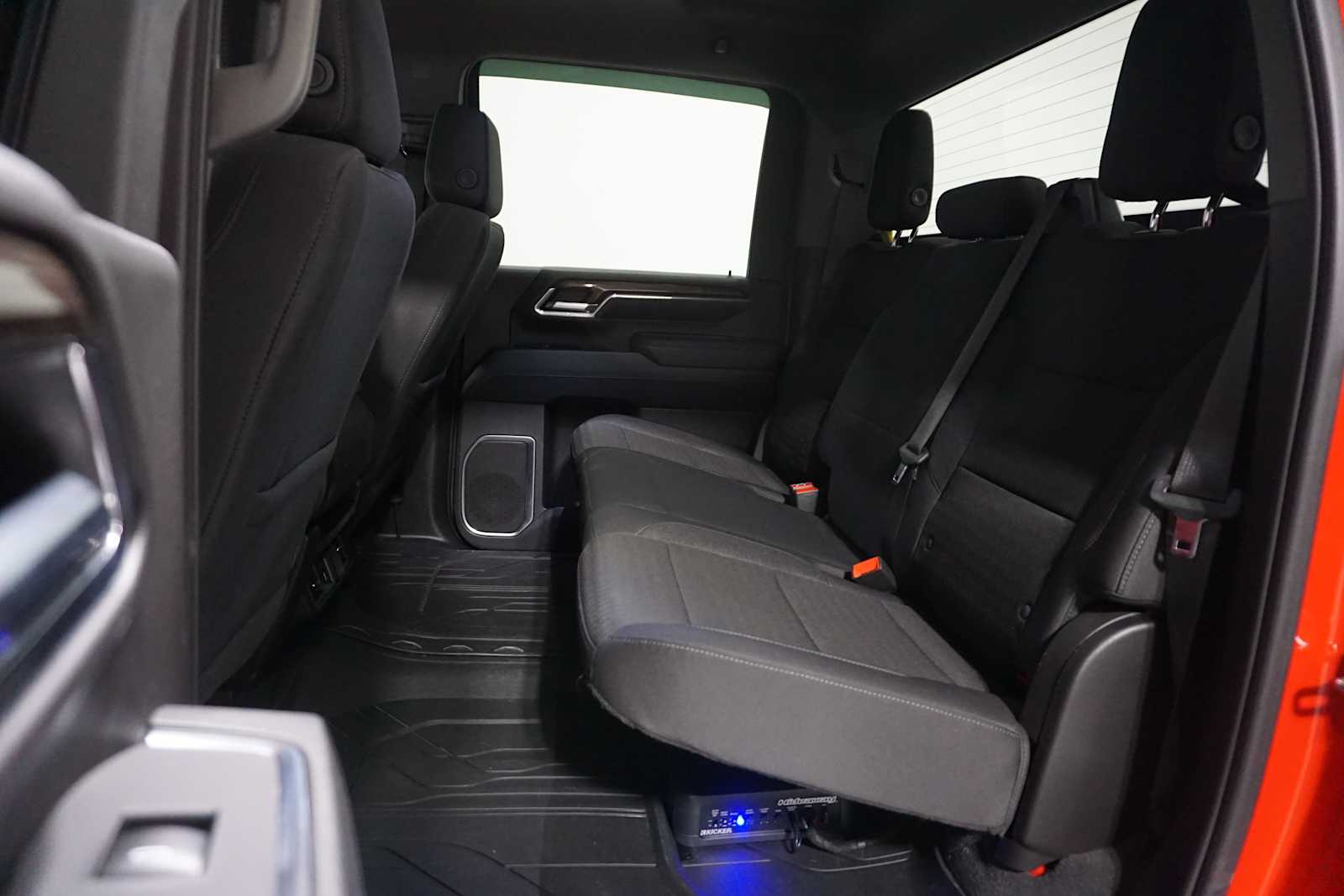 Thumbnail: 2024 Chevrolet Silverado 2500 - 16