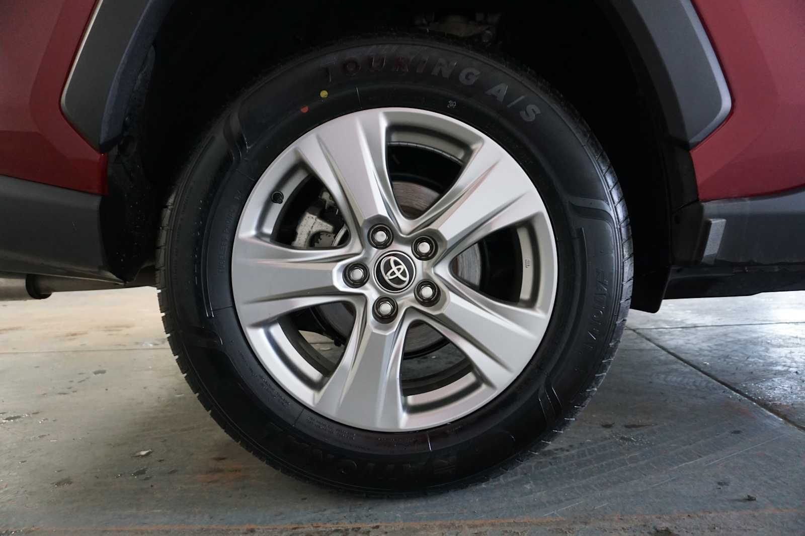 Thumbnail: 2023 Toyota RAV4 - 13