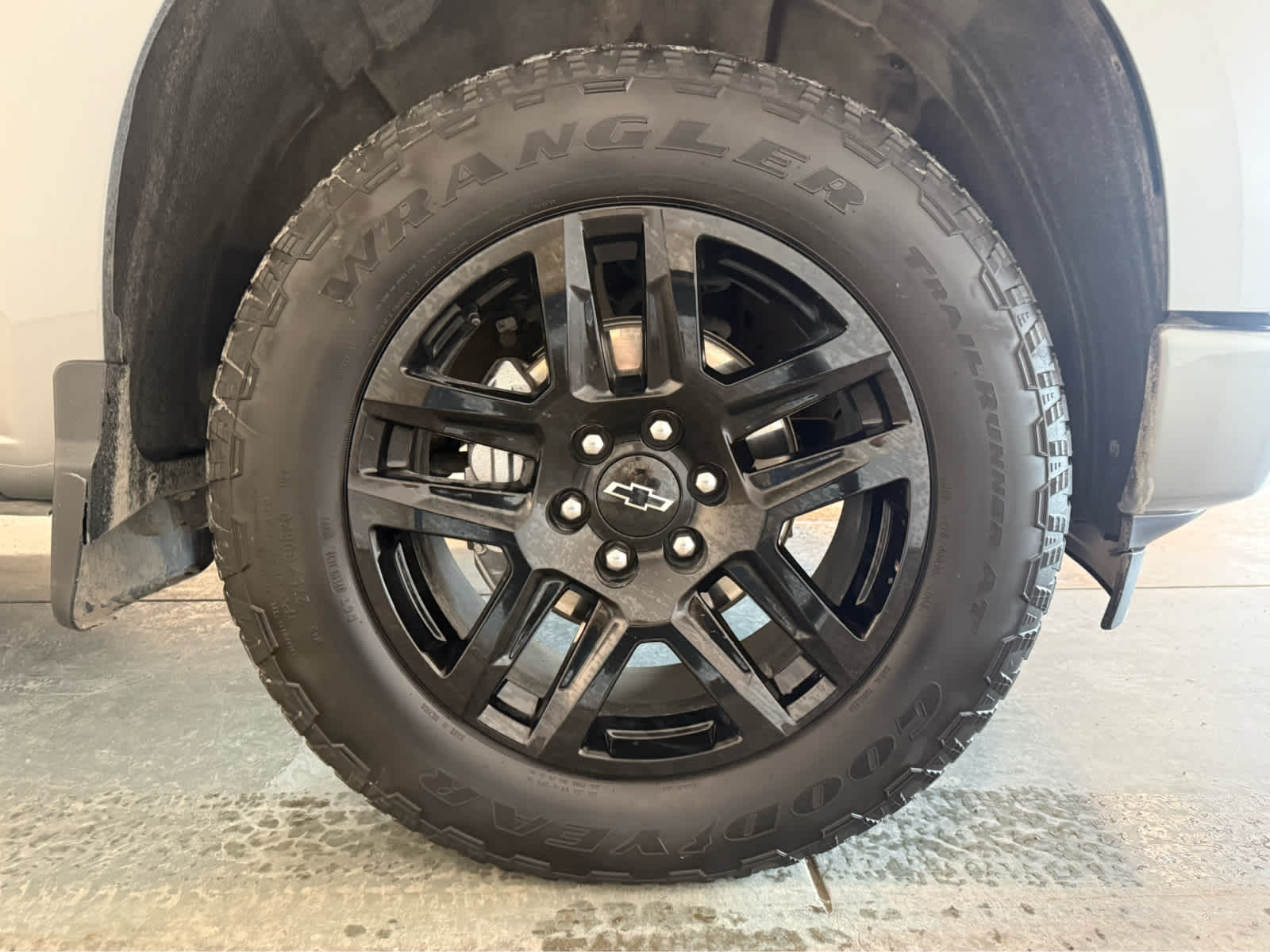 Thumbnail: 2025 Chevrolet Silverado 1500 - 9