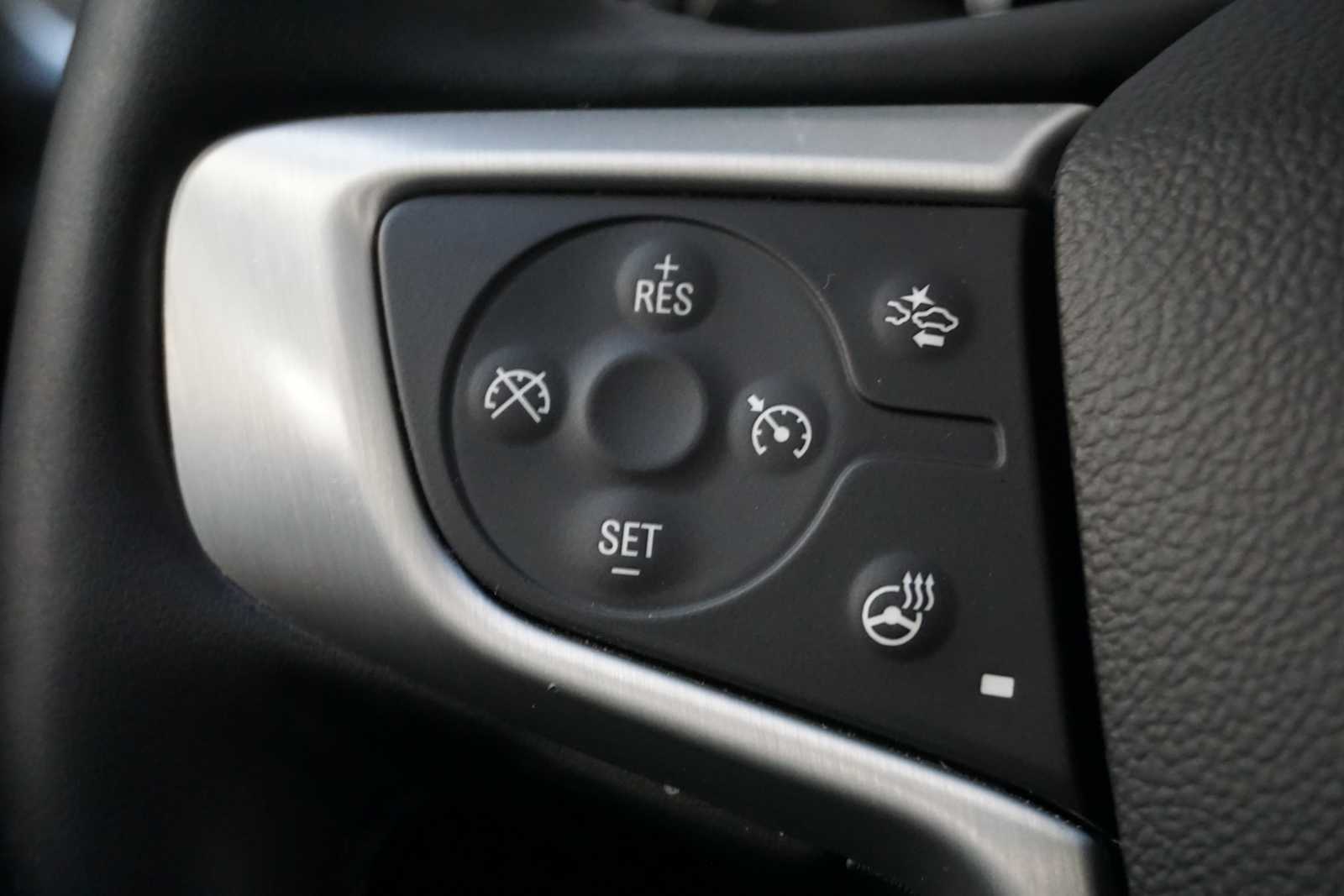 Thumbnail: 2023 GMC Acadia - 25