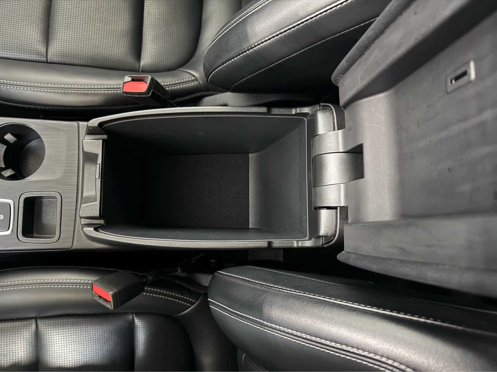 Thumbnail: 2025 Ford Escape - 22