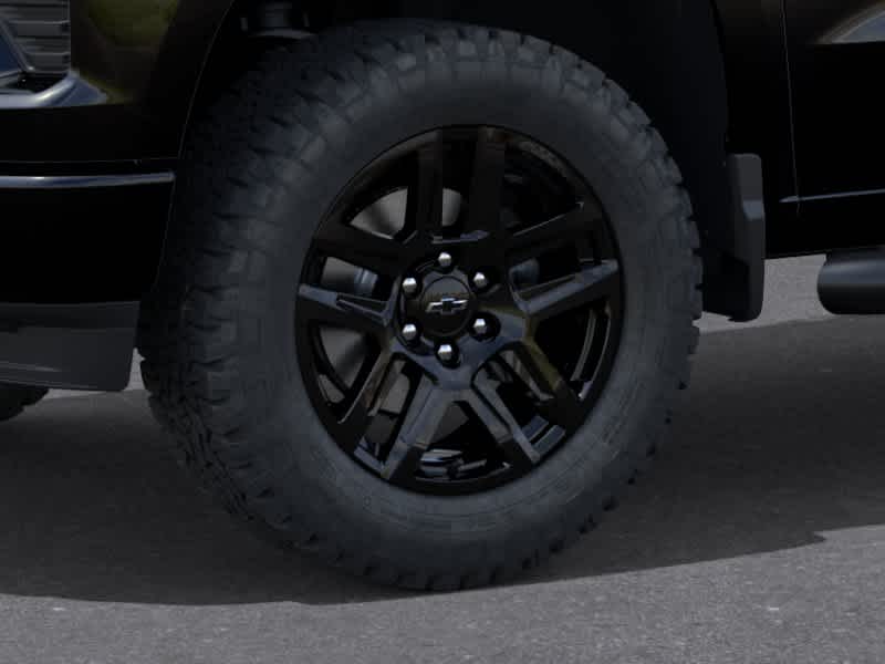 Thumbnail: 2026 Chevrolet Silverado 1500 - 9