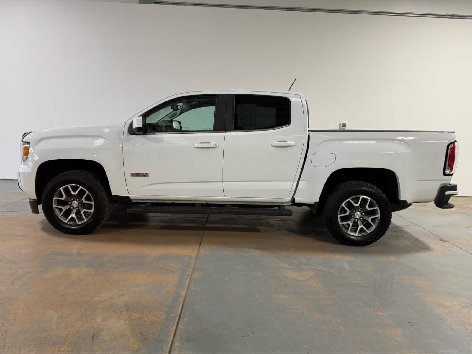 Thumbnail: 2019 GMC Canyon - 2