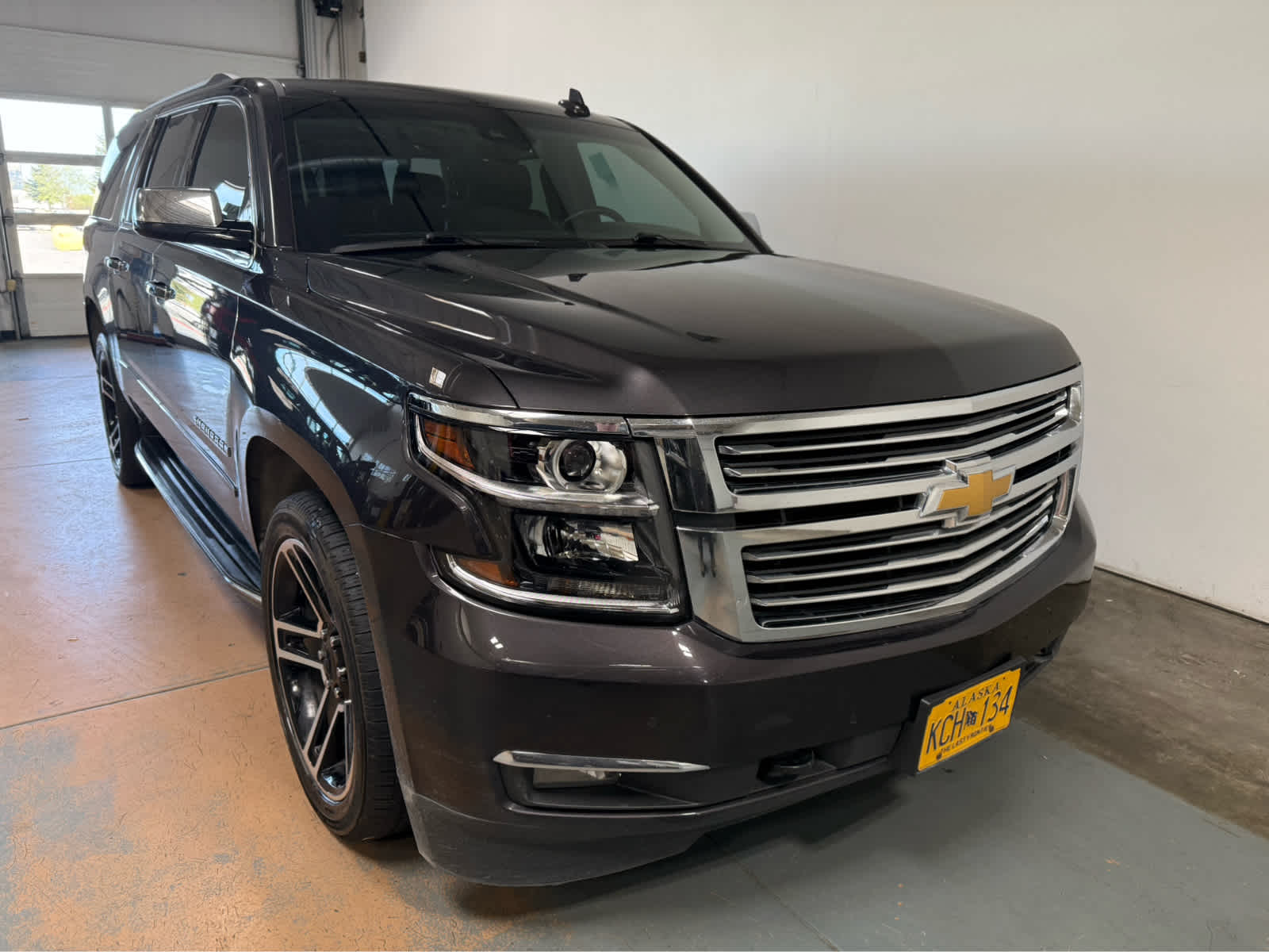 Thumbnail: 2017 Chevrolet Suburban - 5