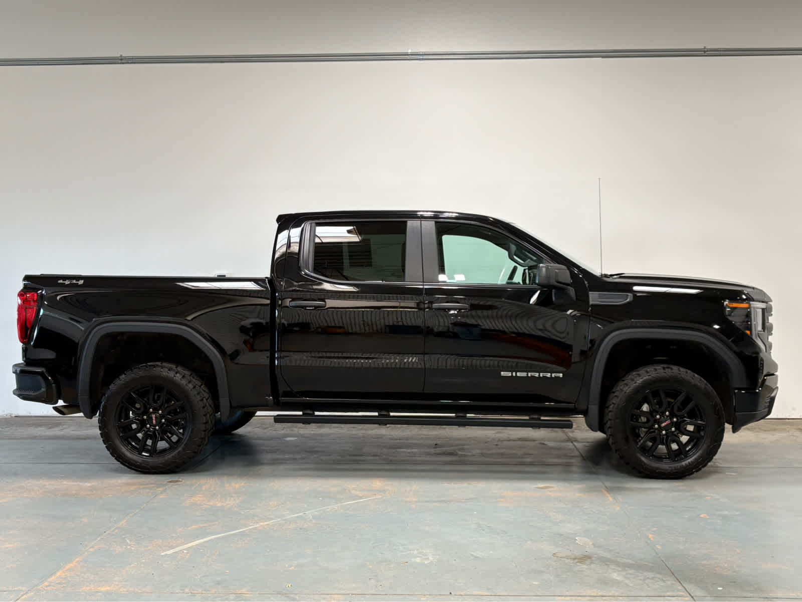 Thumbnail: 2024 GMC Sierra 1500 - 6