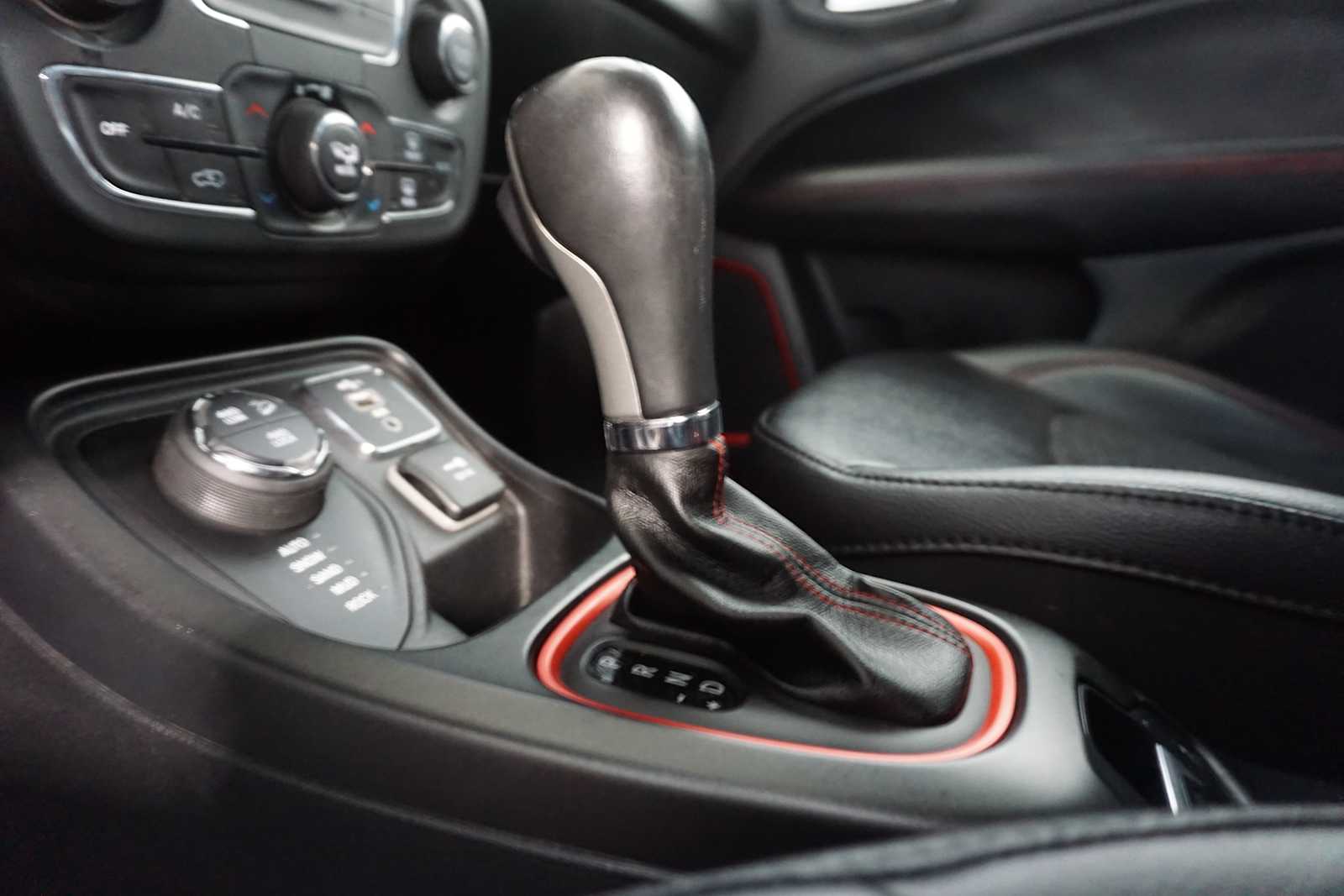 Thumbnail: 2019 Jeep Compass - 23