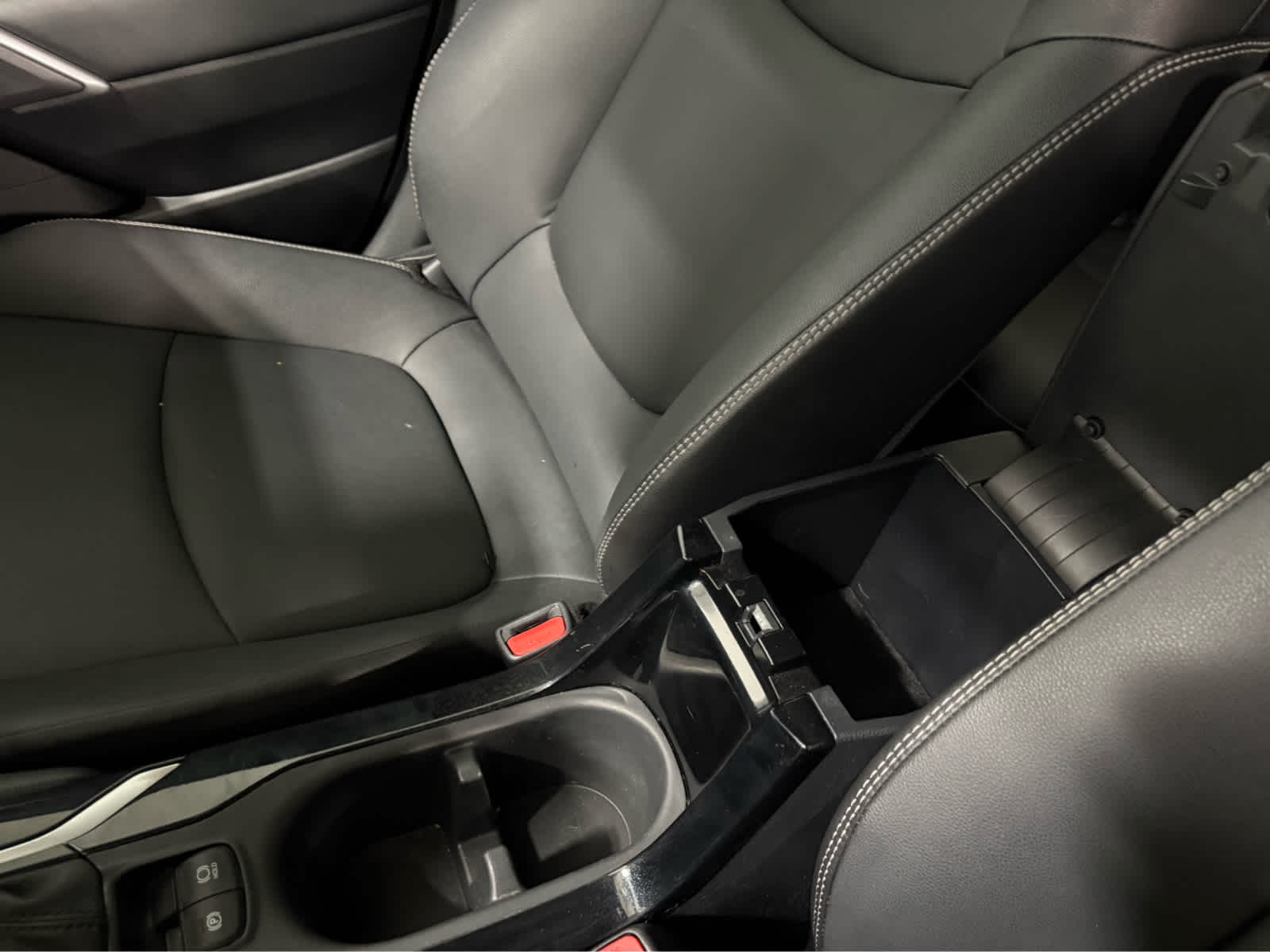 Thumbnail: 2023 Toyota Corolla Cross - 27