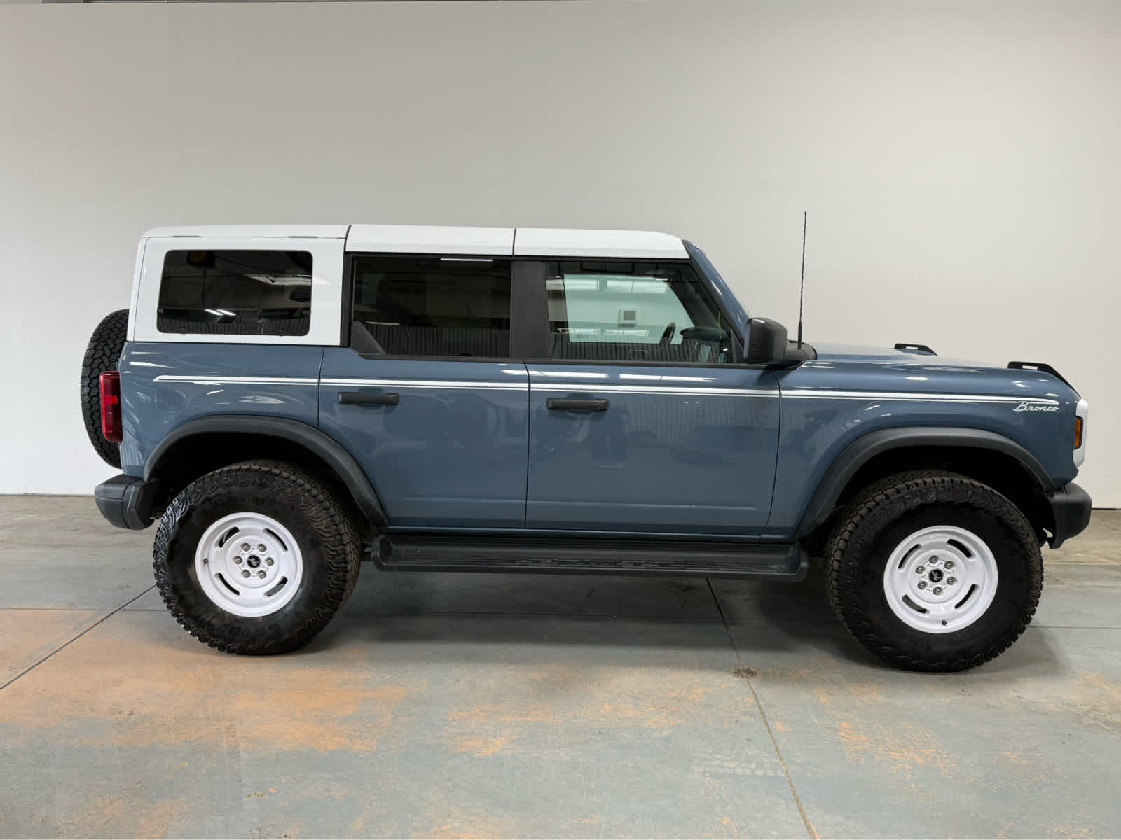 Thumbnail: 2025 Ford Bronco - 6